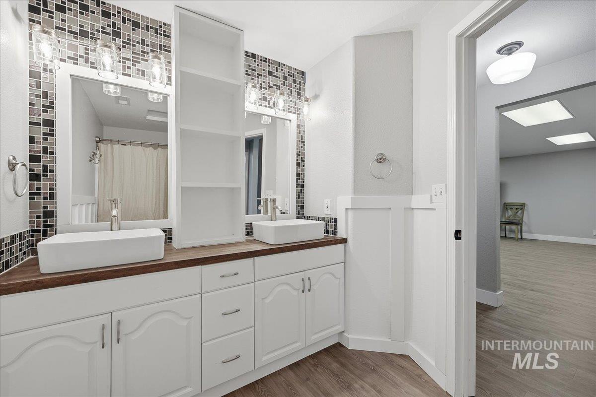 3293 W Twin View Ln, Meridian, Idaho 83642, 6 Bedrooms, 3 Bathrooms, Residential For Sale, Price $1,249,900,MLS 98966498