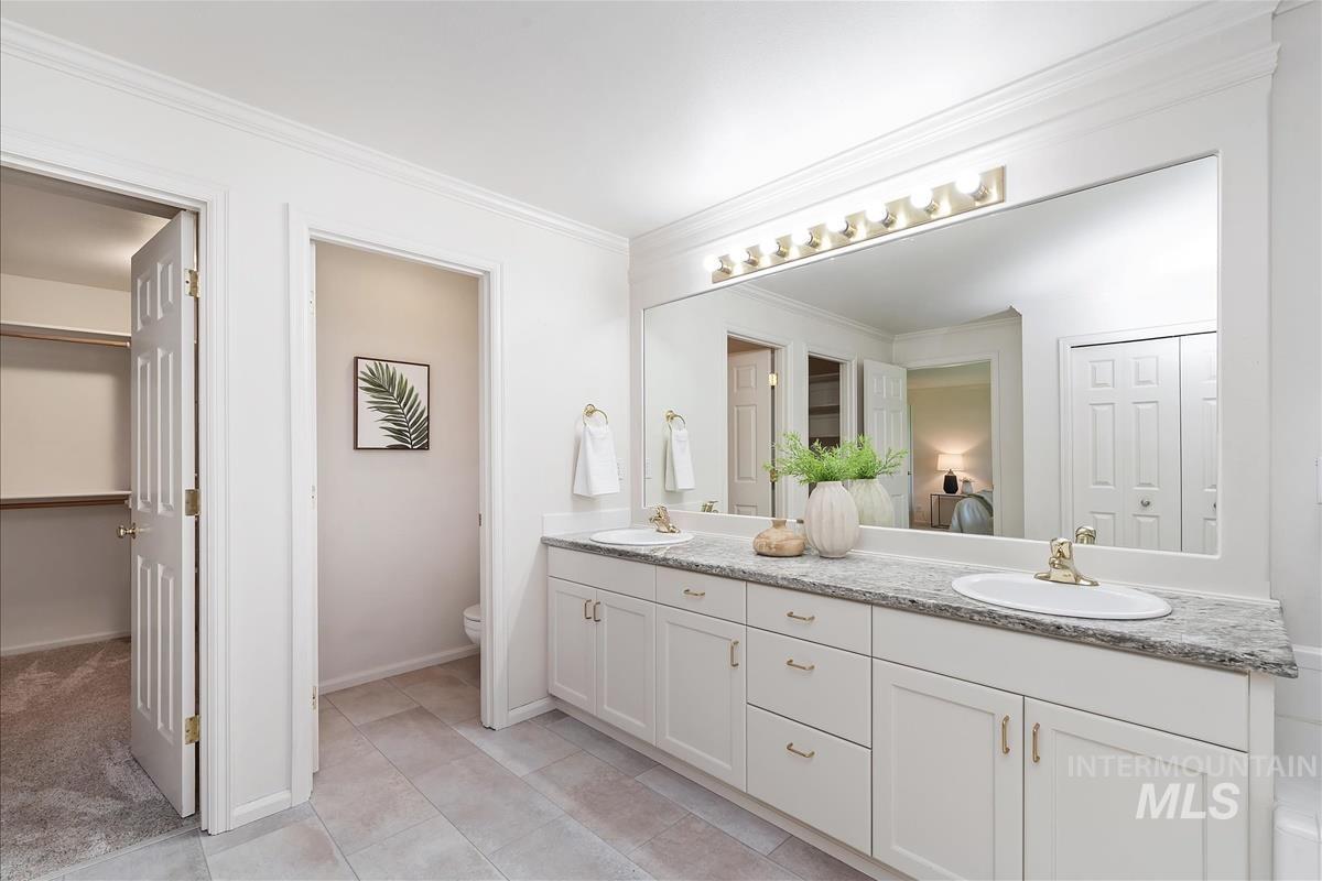 8504 W Pool Ct, Garden City, Idaho 83714, 3 Bedrooms, 2.5 Bathrooms, Residential For Sale, Price $765,000,MLS 98966508