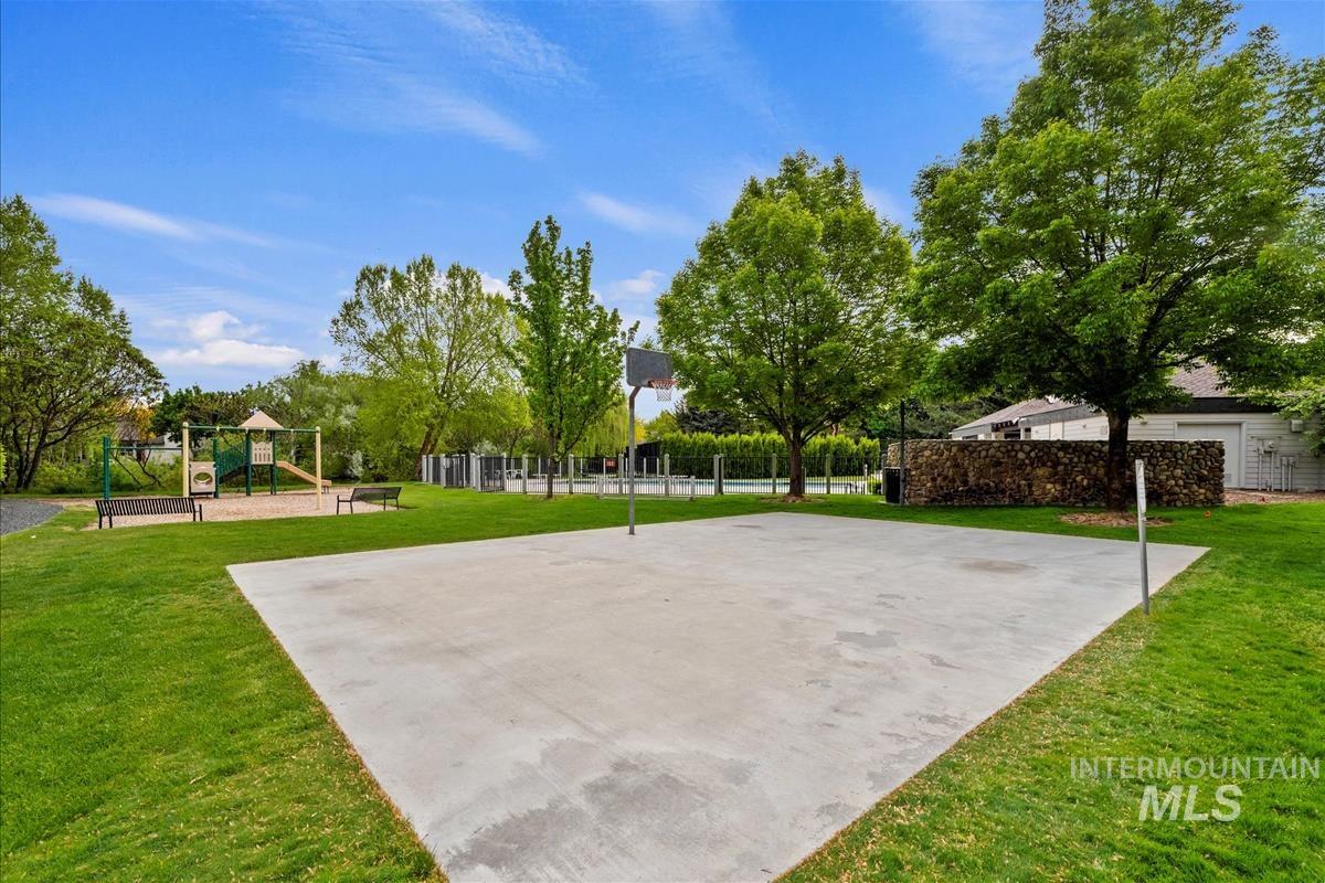 8504 W Pool Ct, Garden City, Idaho 83714, 3 Bedrooms, 2.5 Bathrooms, Residential For Sale, Price $765,000,MLS 98966508