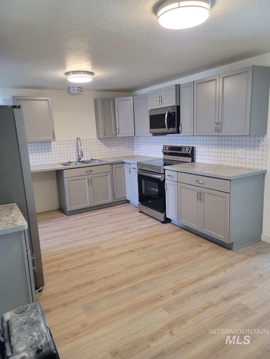 939 Craven Ave, Buhl, Idaho 83316, 4 Bedrooms, 2 Bathrooms, Residential For Sale, Price $342,000,MLS 98966513