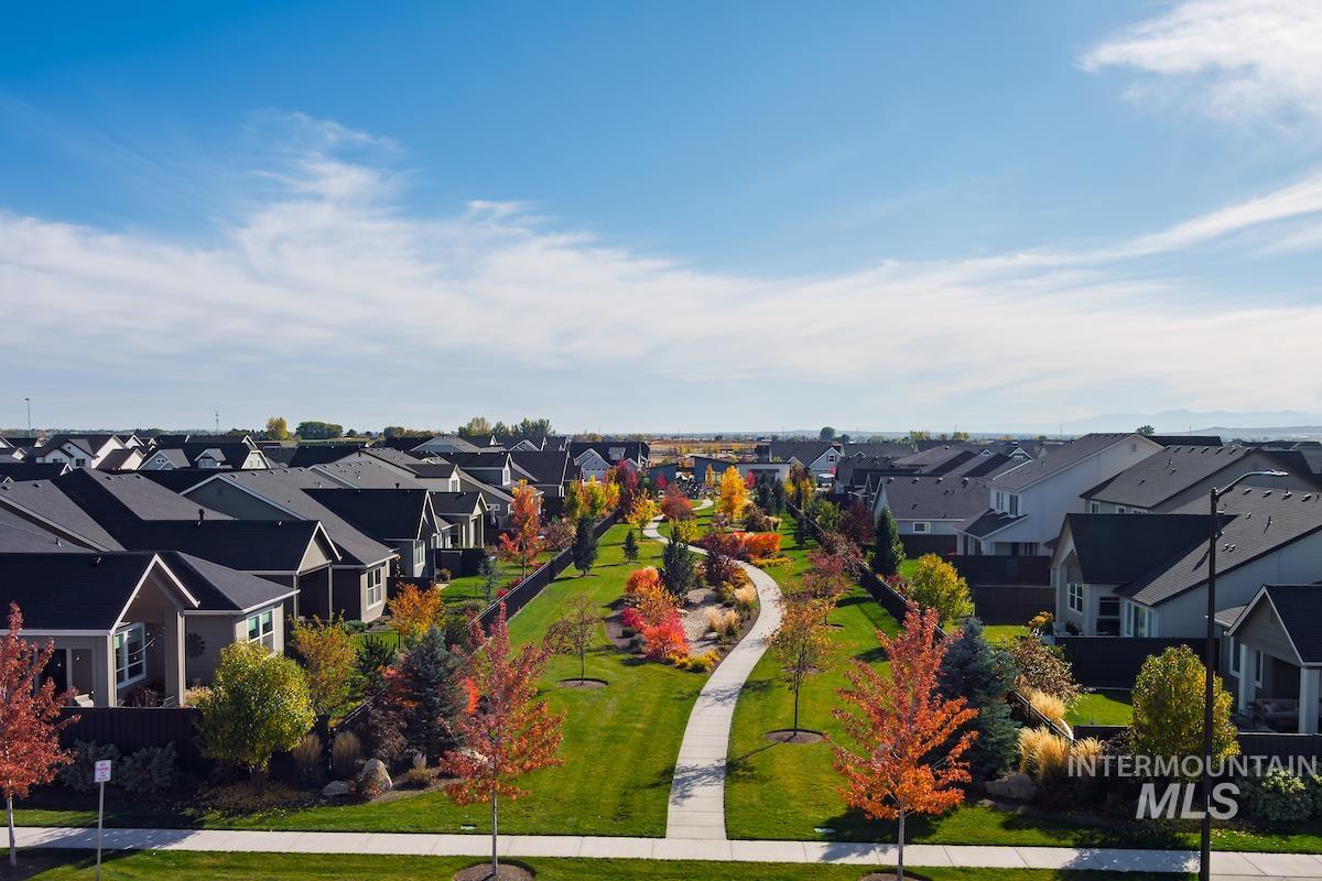 6037 S Hope Ave, Meridian, Idaho 83642, 3 Bedrooms, 2.5 Bathrooms, Residential For Sale, Price $535,500,MLS 98966518