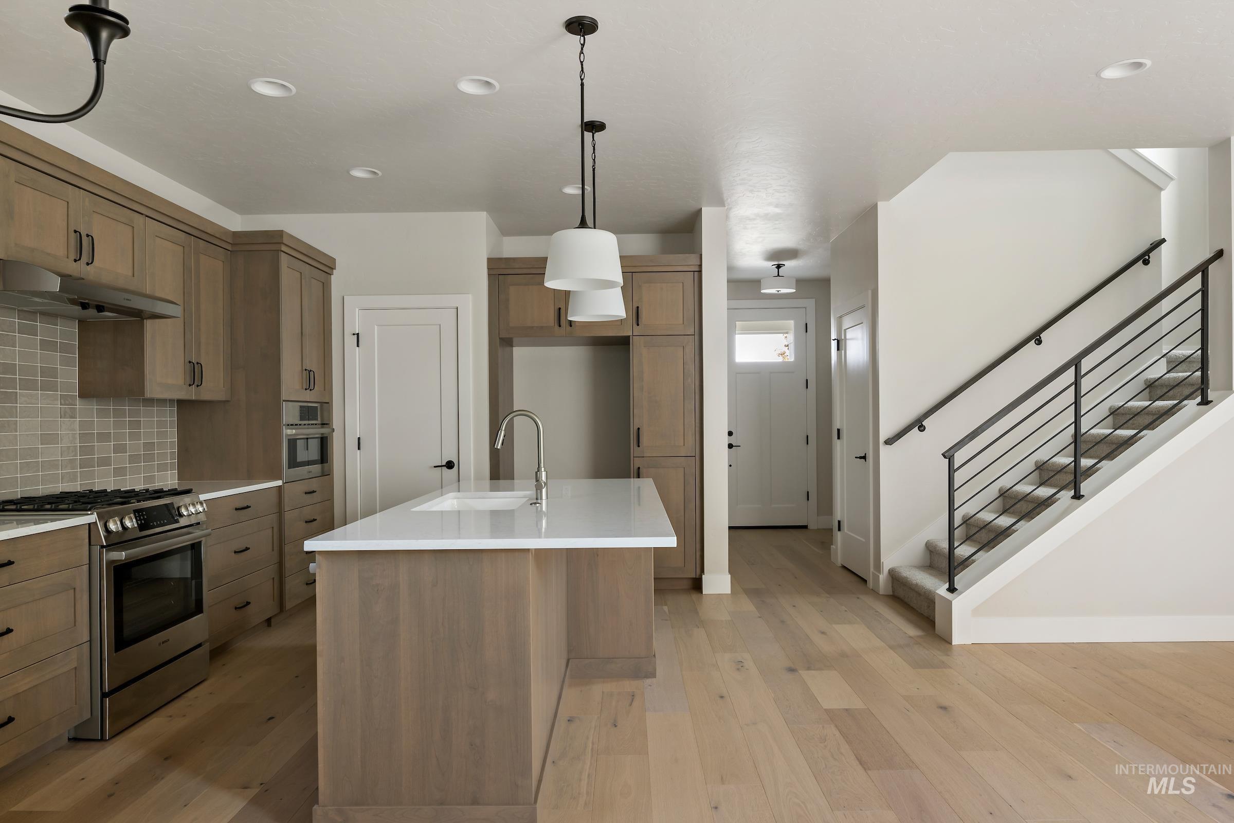 6037 S Hope Ave, Meridian, Idaho 83642, 3 Bedrooms, 2.5 Bathrooms, Residential For Sale, Price $535,500,MLS 98966518