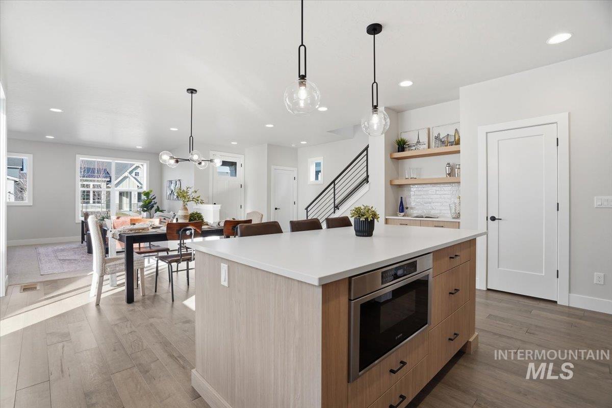 6064 S Apex Ave, Meridian, Idaho 83642, 3 Bedrooms, 2.5 Bathrooms, Residential For Sale, Price $538,900,MLS 98966520