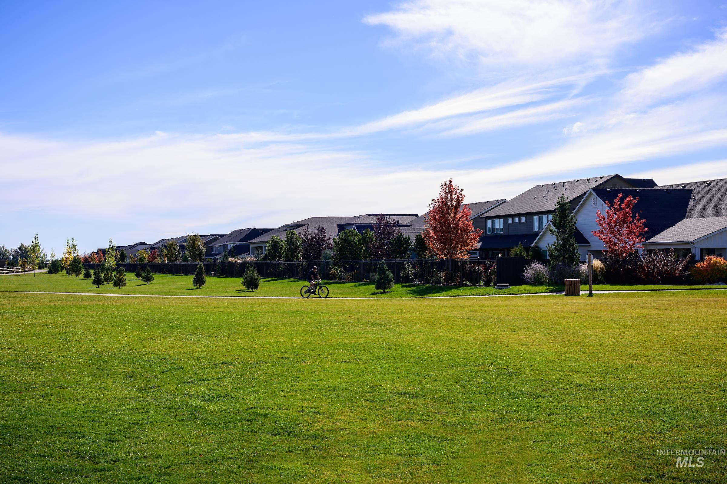 6108 S Hope Ave, Meridian, Idaho 83642, 3 Bedrooms, 2.5 Bathrooms, Residential For Sale, Price $539,900,MLS 98966522