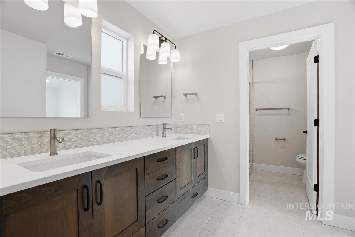 6085 S Hope Ave, Meridian, Idaho 83642, 3 Bedrooms, 2.5 Bathrooms, Residential For Sale, Price $539,900,MLS 98966524