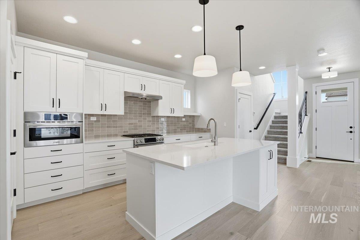 6085 S Hope Ave, Meridian, Idaho 83642, 3 Bedrooms, 2.5 Bathrooms, Residential For Sale, Price $539,900,MLS 98966524