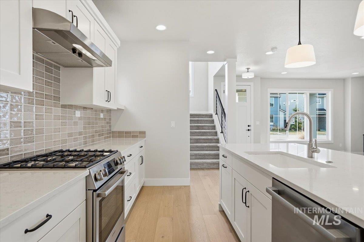 6085 S Hope Ave, Meridian, Idaho 83642, 3 Bedrooms, 2.5 Bathrooms, Residential For Sale, Price $539,900,MLS 98966524