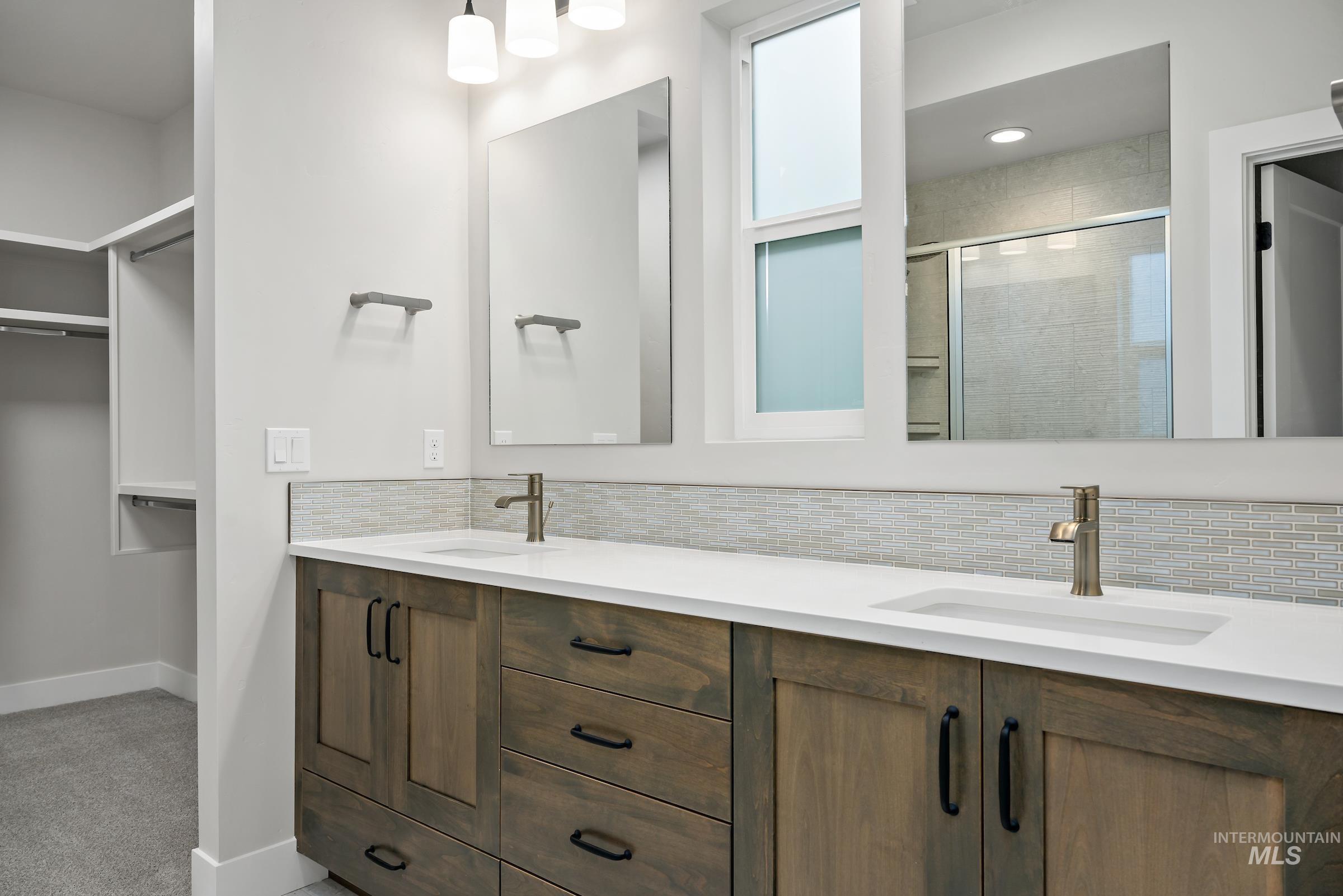 6072 S Apex Ave, Meridian, Idaho 83642, 3 Bedrooms, 2 Bathrooms, Residential For Sale, Price $484,900,MLS 98966526