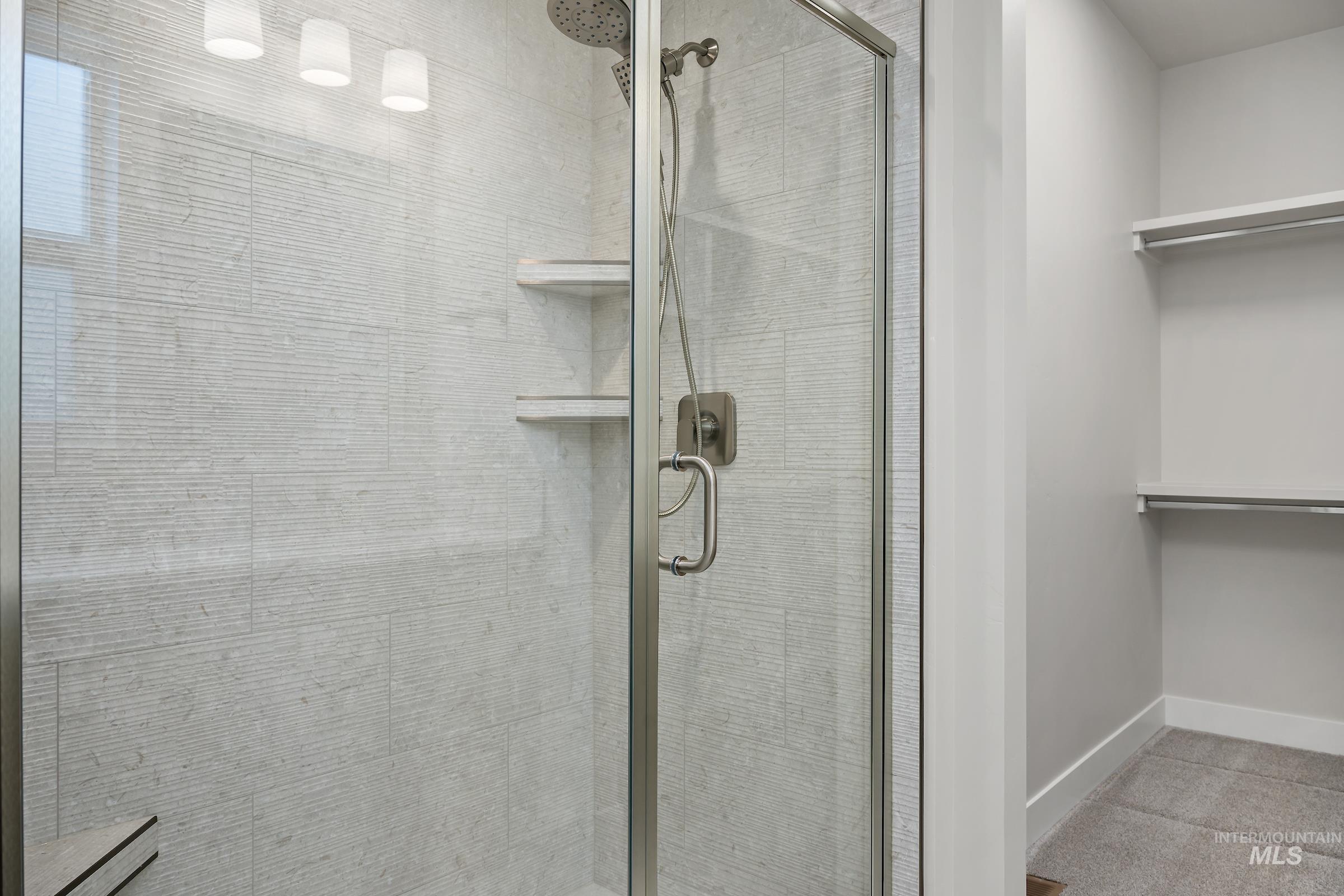 6072 S Apex Ave, Meridian, Idaho 83642, 3 Bedrooms, 2 Bathrooms, Residential For Sale, Price $484,900,MLS 98966526