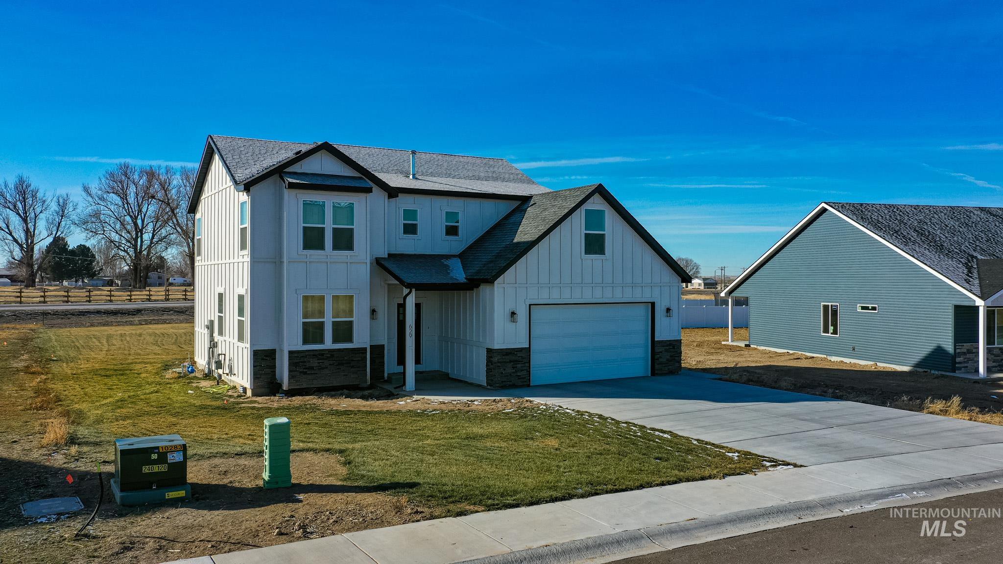 629 Manning Circle, Paul, Idaho 83347, 4 Bedrooms, 2.5 Bathrooms, Residential For Sale, Price $419,900, 98966545