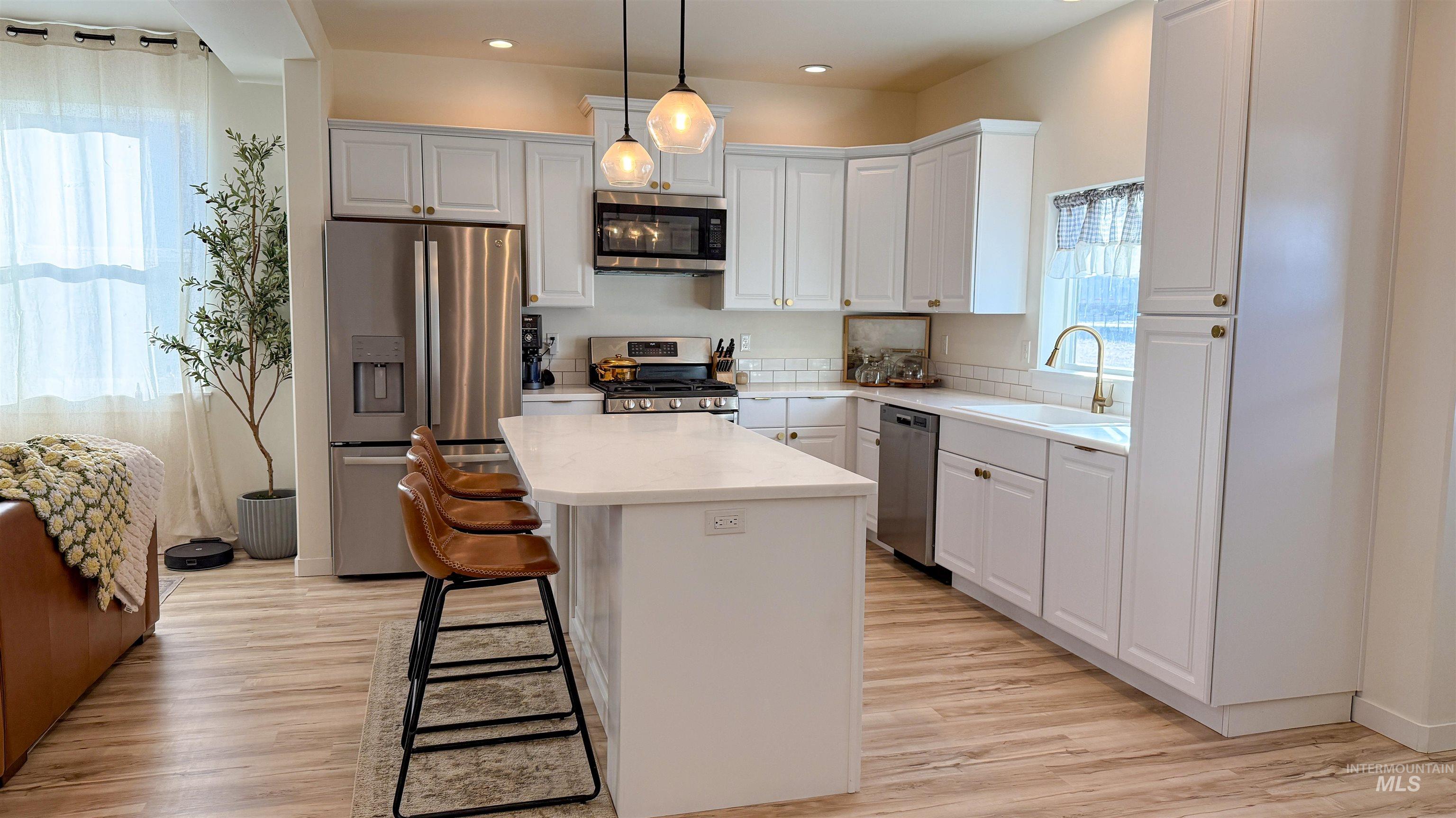 629 Manning Circle, Paul, Idaho 83347, 4 Bedrooms, 2.5 Bathrooms, Residential For Sale, Price $419,900, 98966545