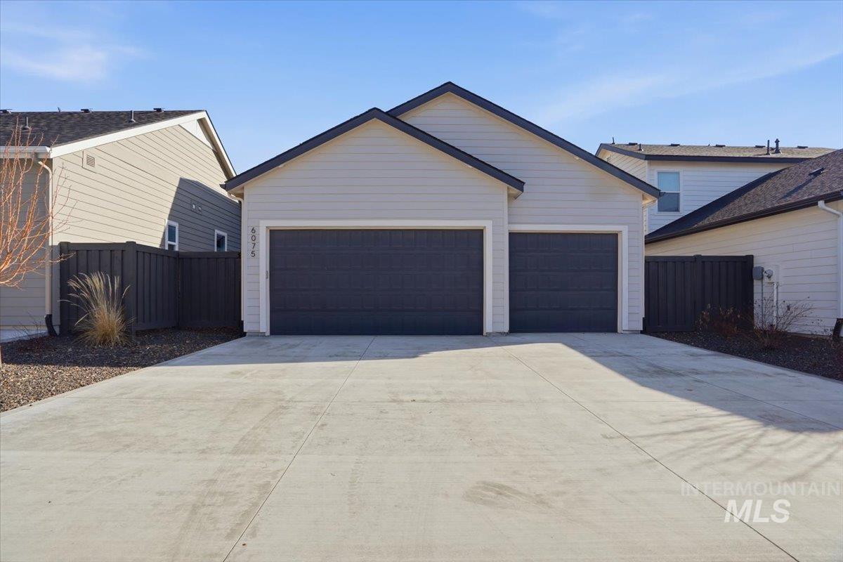 6075 S Aspiration Ave, Meridian, Idaho 83642, 3 Bedrooms, 2.5 Bathrooms, Residential For Sale, Price $524,900,MLS 98966546
