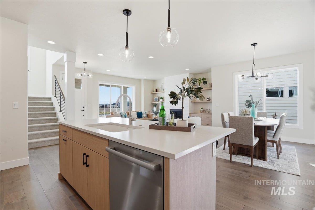 6075 S Aspiration Ave, Meridian, Idaho 83642, 3 Bedrooms, 2.5 Bathrooms, Residential For Sale, Price $524,900,MLS 98966546