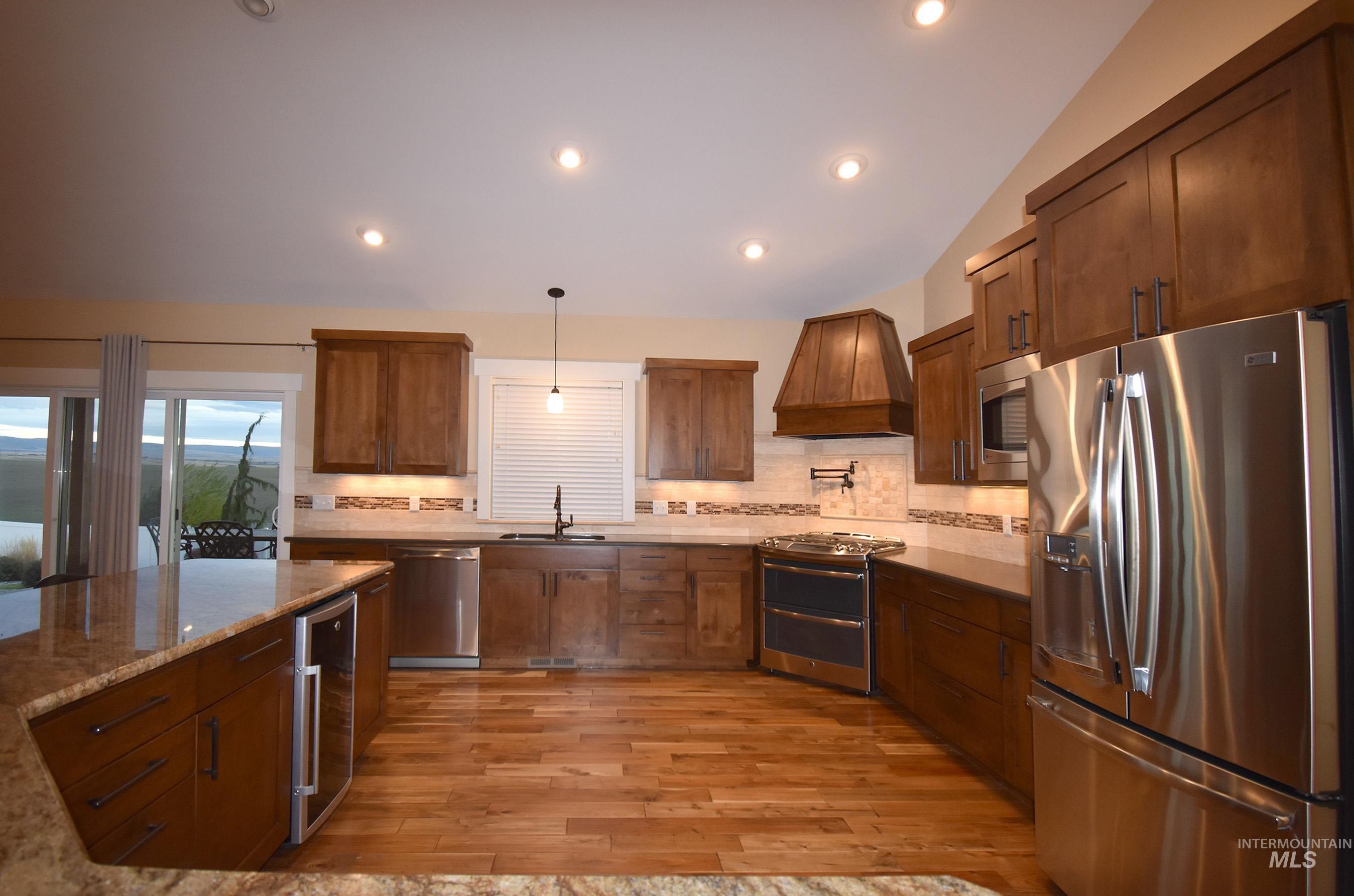 2212 Wheatlands Avenue, Lewiston, Idaho 83501, 4 Bedrooms, 3 Bathrooms, Residential For Sale, Price $825,000,MLS 98966554