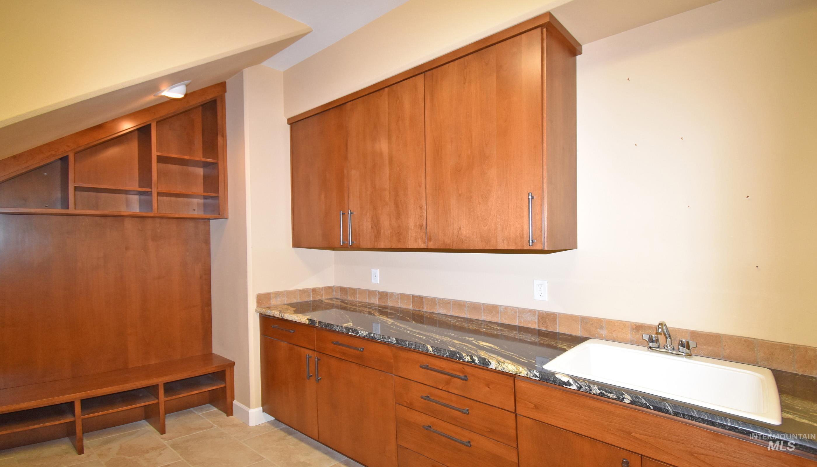 2212 Wheatlands Avenue, Lewiston, Idaho 83501, 4 Bedrooms, 3 Bathrooms, Residential For Sale, Price $825,000,MLS 98966554