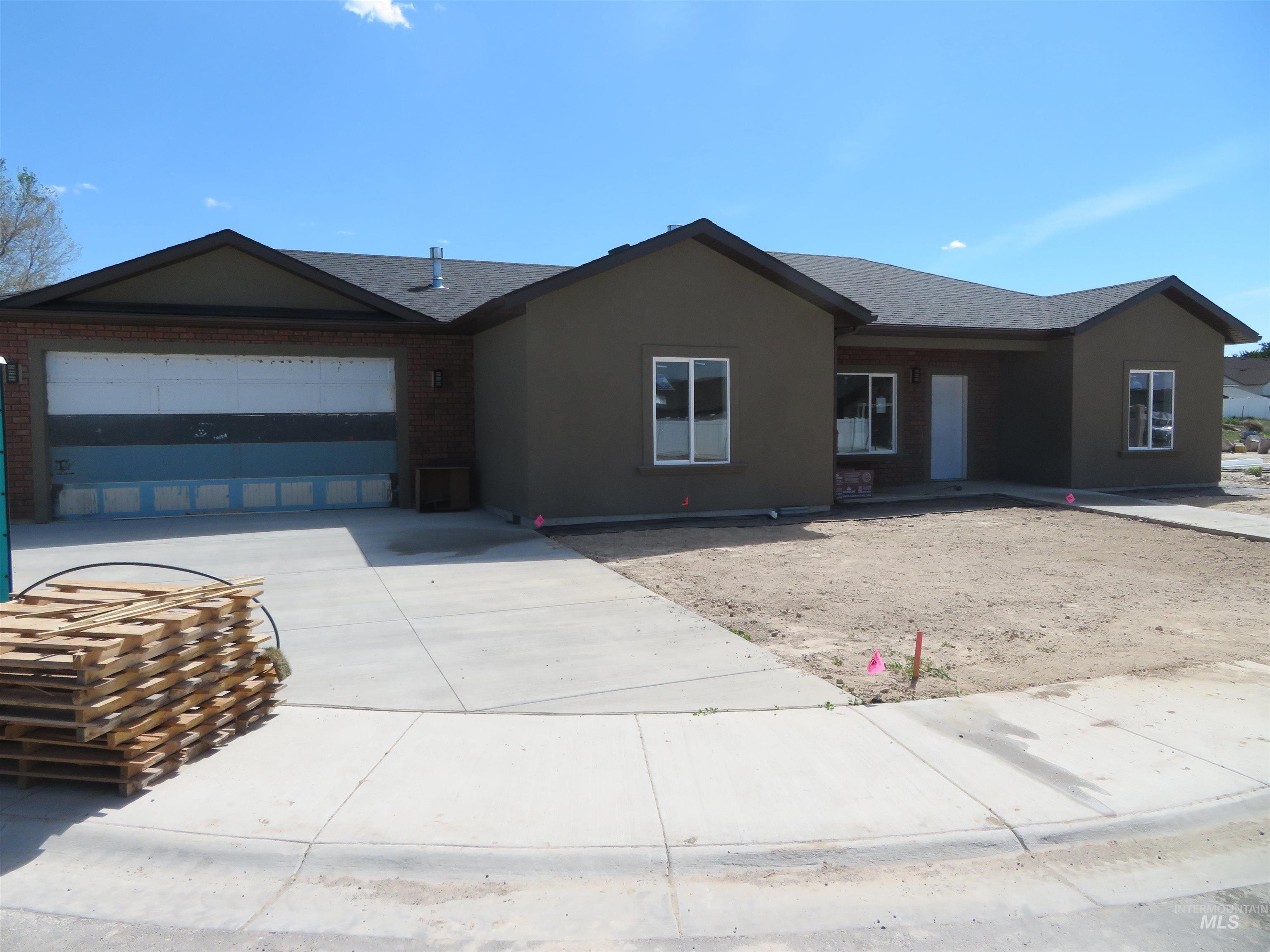 284 Sandi Road, Twin Falls, Idaho 83301, 3 Bedrooms, 2 Bathrooms, Residential For Sale, Price $449,900,MLS 98966559