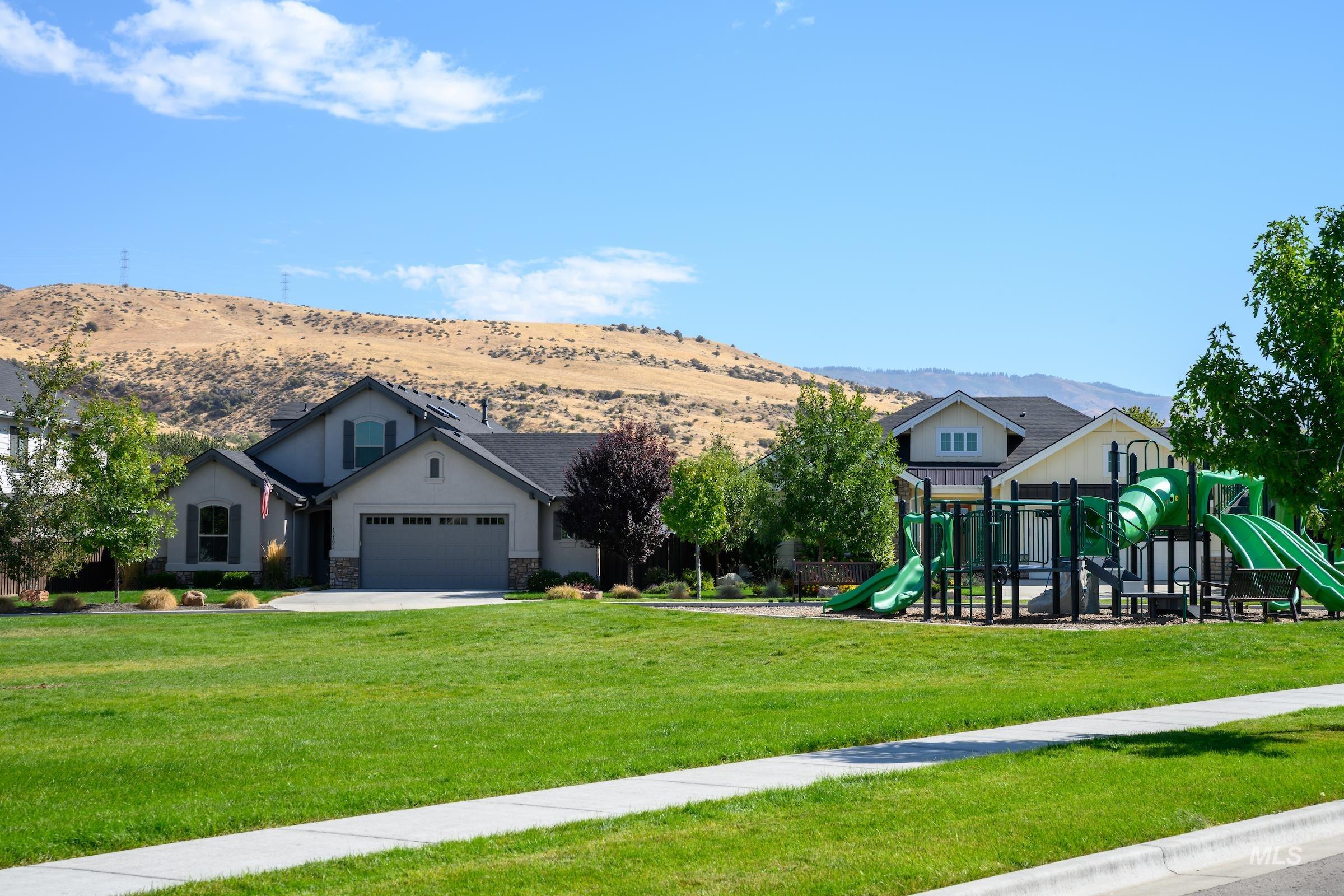 3374 W Neville Ranch Dr., Boise, Idaho 83714, 3 Bedrooms, 2.5 Bathrooms, Residential For Sale, Price $824,900,MLS 98966589