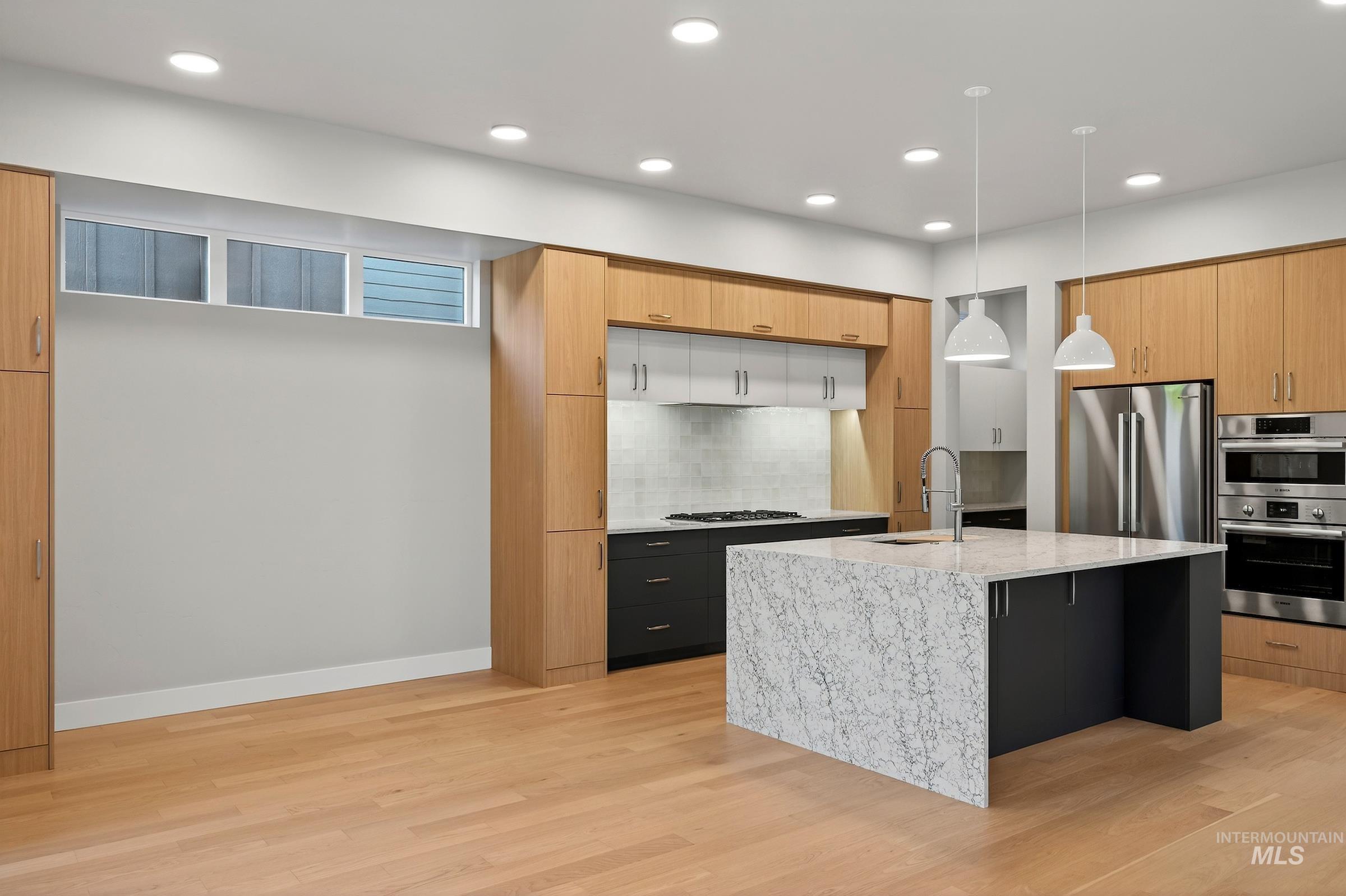 3374 W Neville Ranch Dr., Boise, Idaho 83714, 3 Bedrooms, 2.5 Bathrooms, Residential For Sale, Price $824,900,MLS 98966589