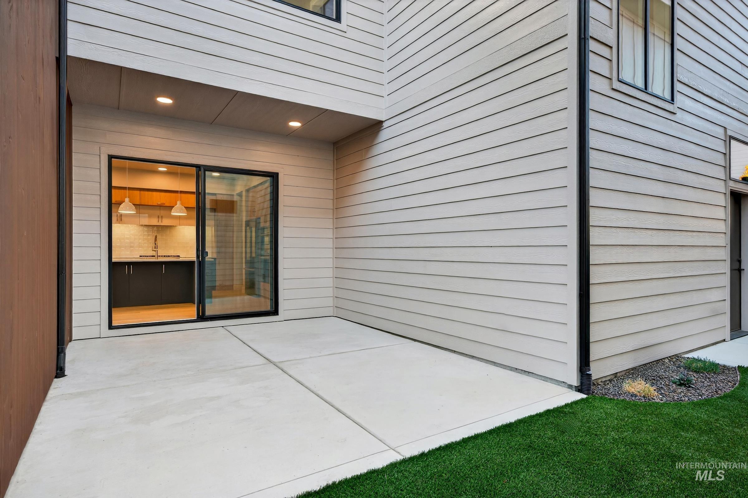 3374 W Neville Ranch Dr., Boise, Idaho 83714, 3 Bedrooms, 2.5 Bathrooms, Residential For Sale, Price $824,900,MLS 98966589