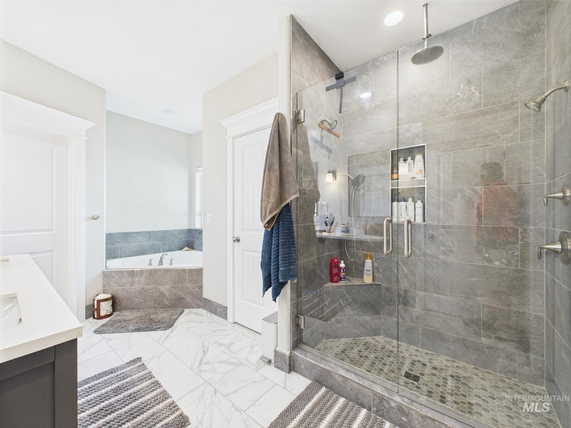 7866 Open Sky Rd, Middleton, Idaho 83644, 4 Bedrooms, 3 Bathrooms, Residential For Sale, Price $1,375,000,MLS 98966595