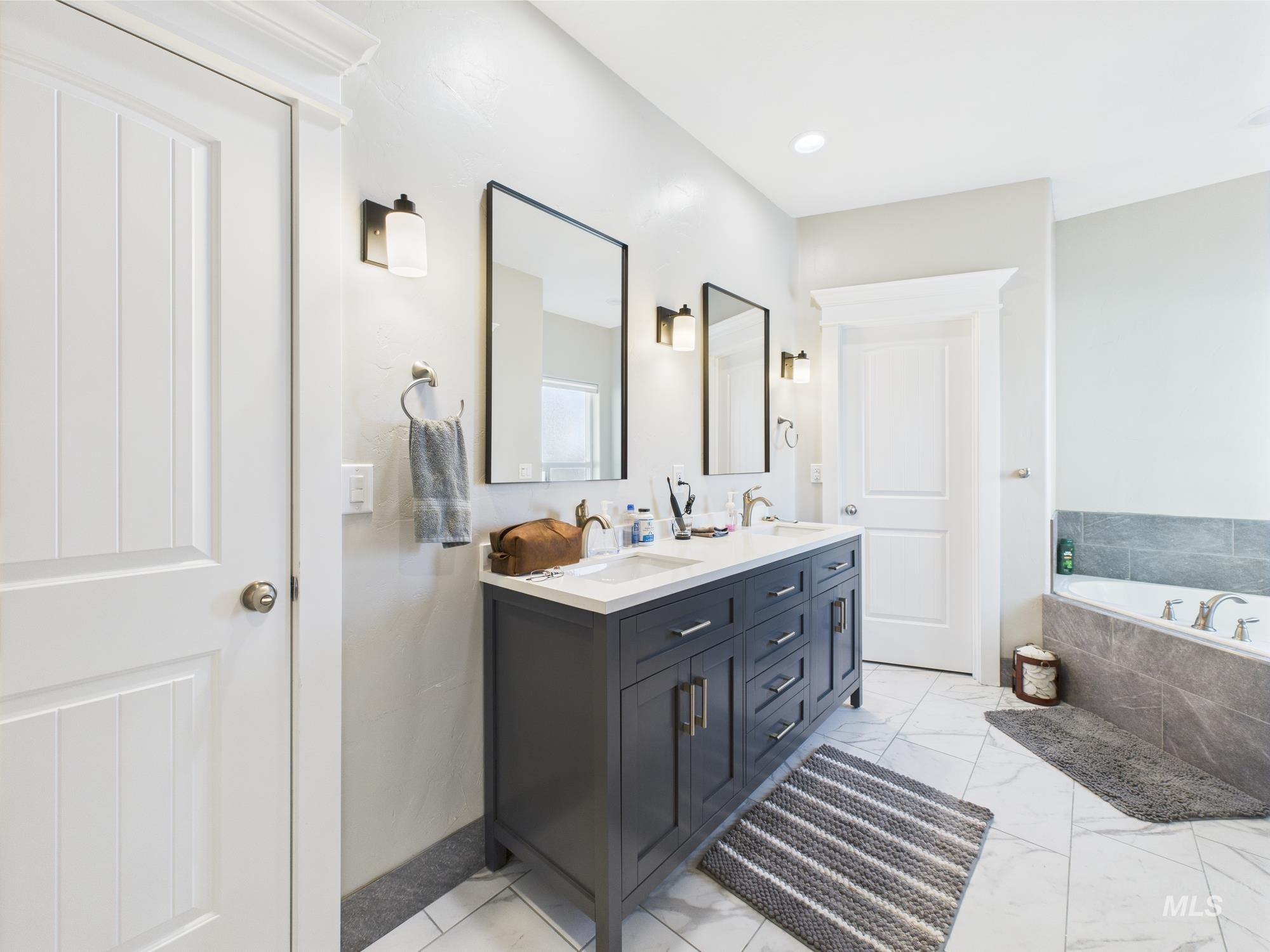 7866 Open Sky Rd, Middleton, Idaho 83644, 4 Bedrooms, 3 Bathrooms, Residential For Sale, Price $1,375,000,MLS 98966595