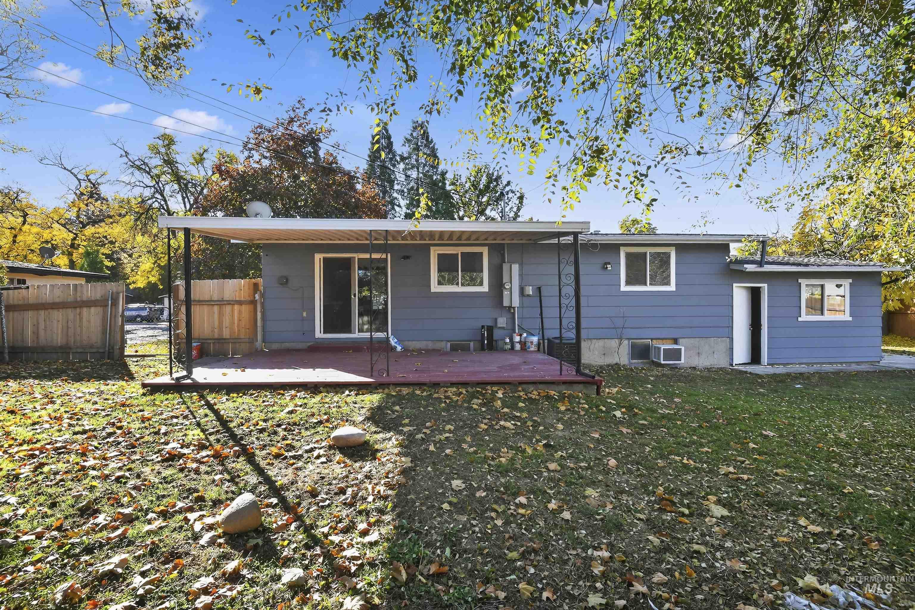 2118 W Targee Street, Boise, Idaho 83705, 4 Bedrooms, 2 Bathrooms, Residential For Sale, Price $485,000,MLS 98966596