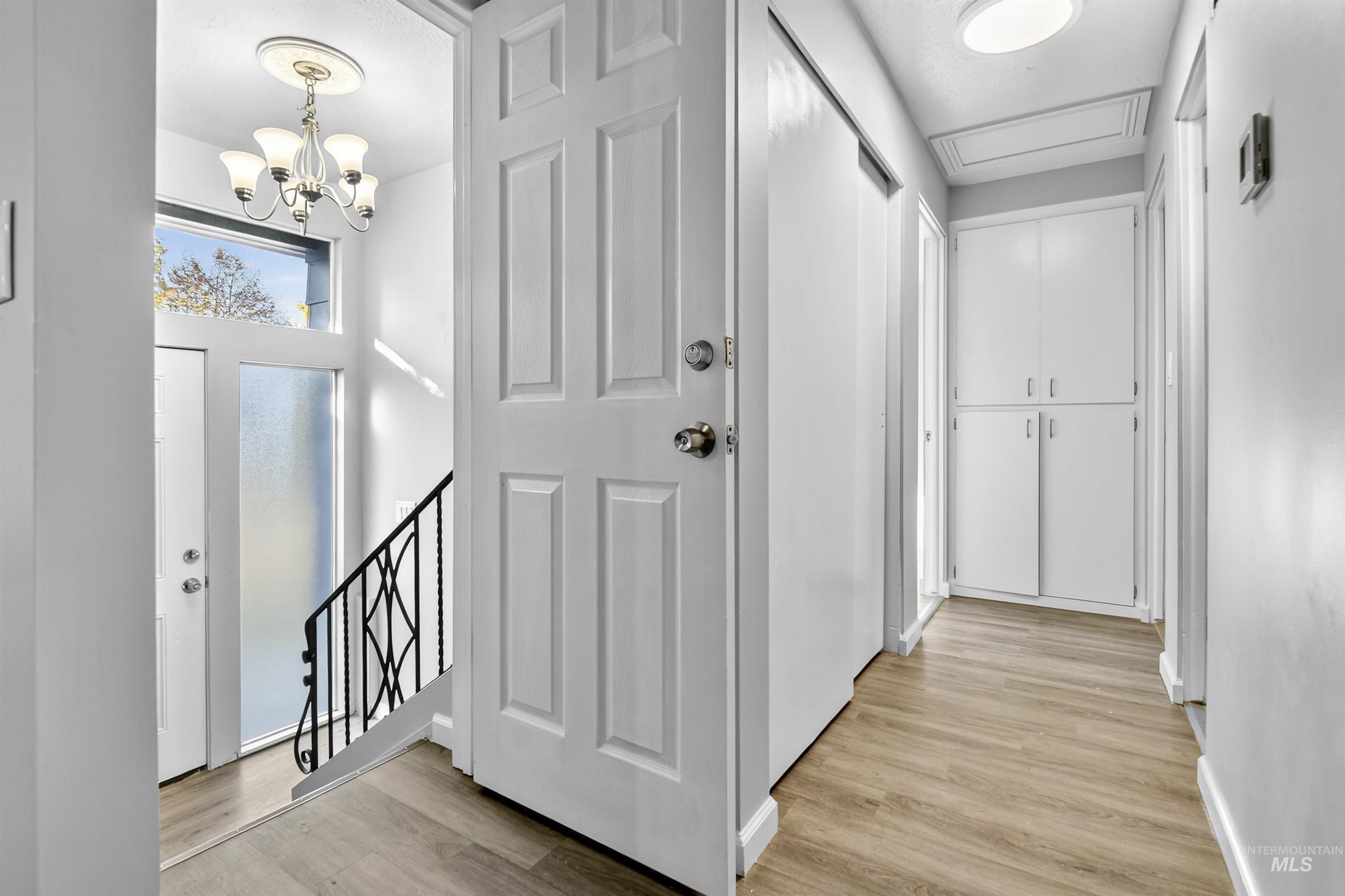 2118 W Targee Street, Boise, Idaho 83705, 4 Bedrooms, 2 Bathrooms, Residential For Sale, Price $485,000,MLS 98966596