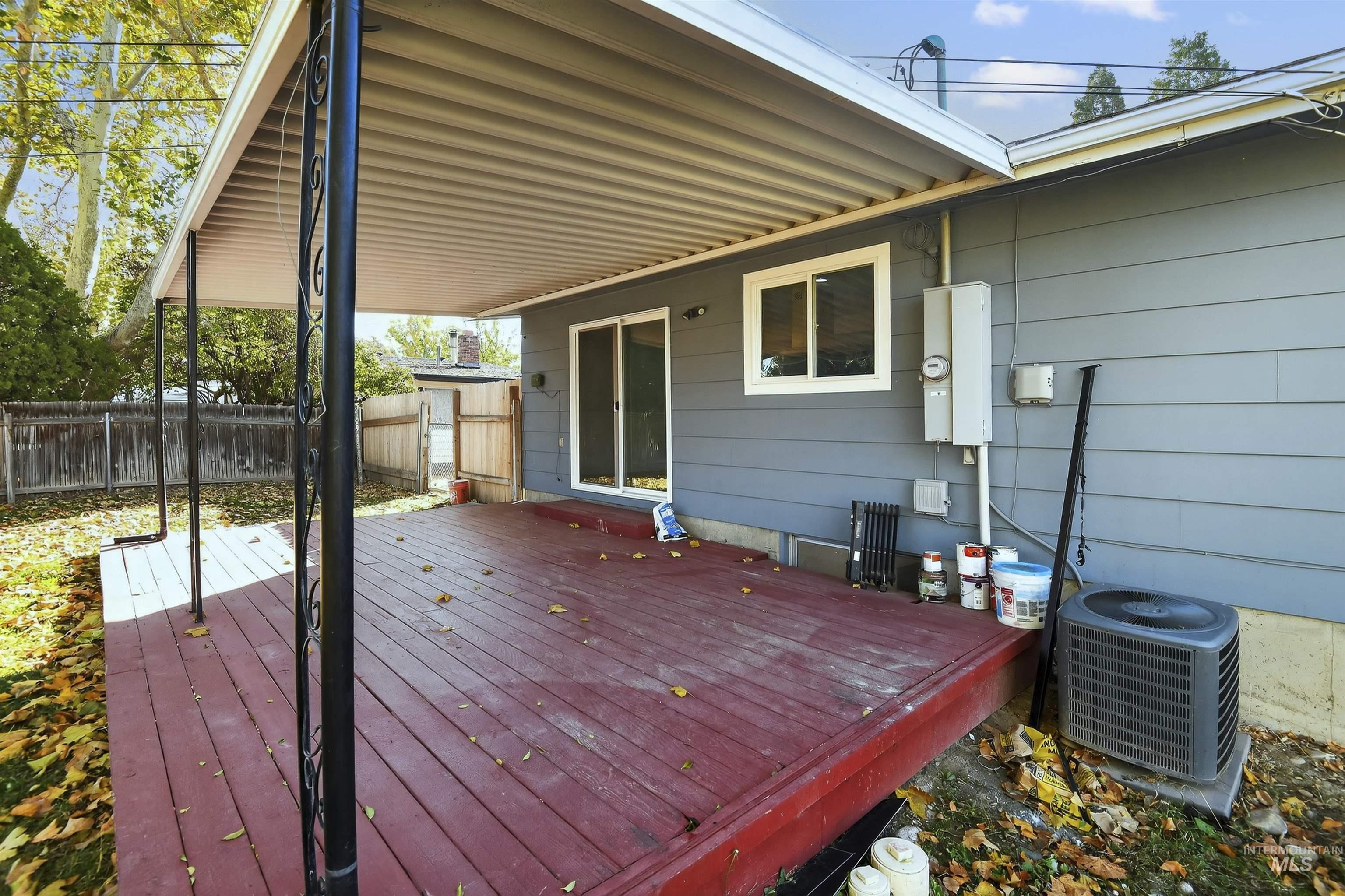 2118 W Targee Street, Boise, Idaho 83705, 4 Bedrooms, 2 Bathrooms, Residential For Sale, Price $485,000,MLS 98966596