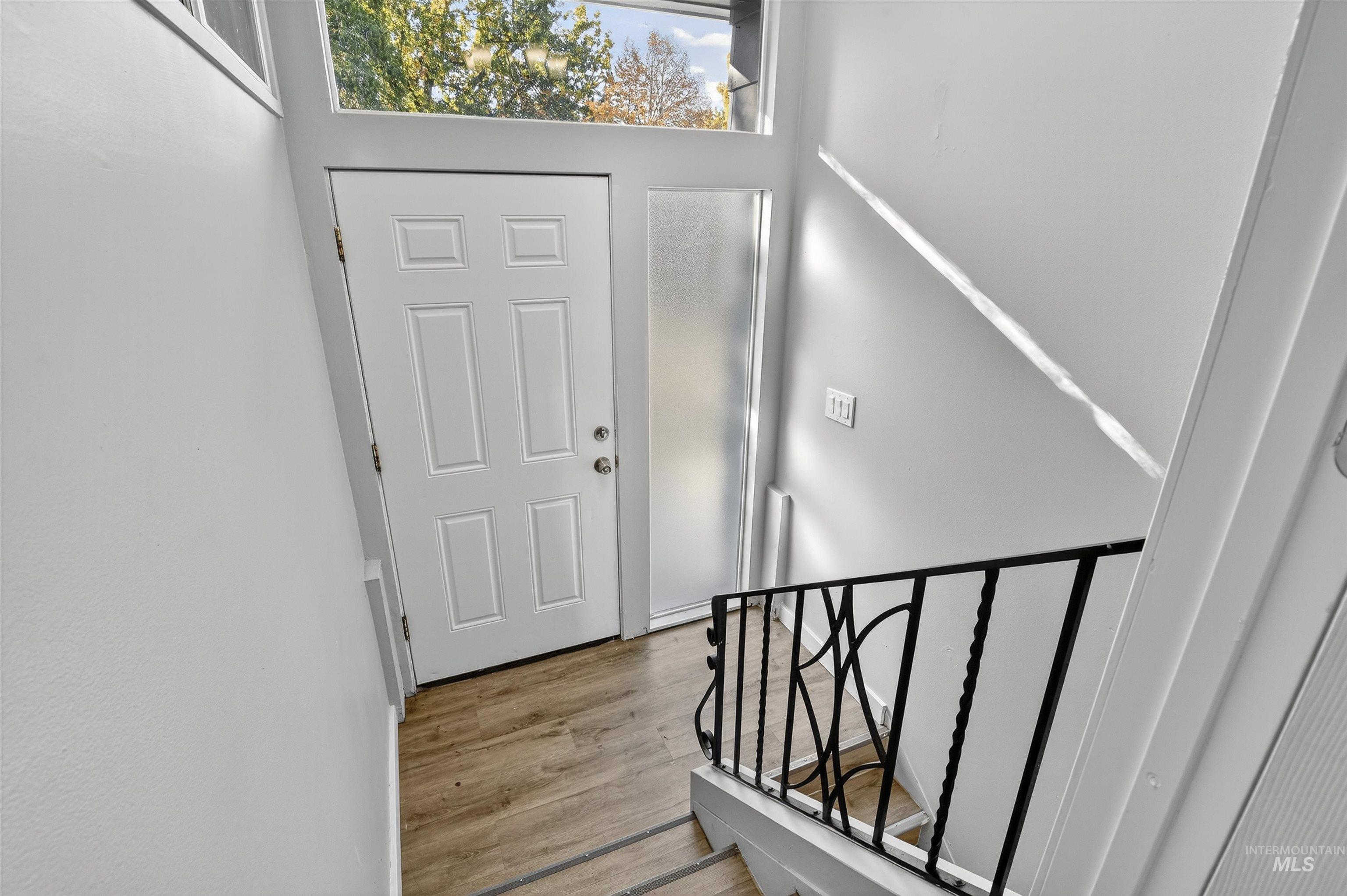 2118 W Targee, Boise, Idaho 83705, 2 Bedrooms, 1 Bathroom, Residential Income For Sale, Price $485,000,MLS 98966597