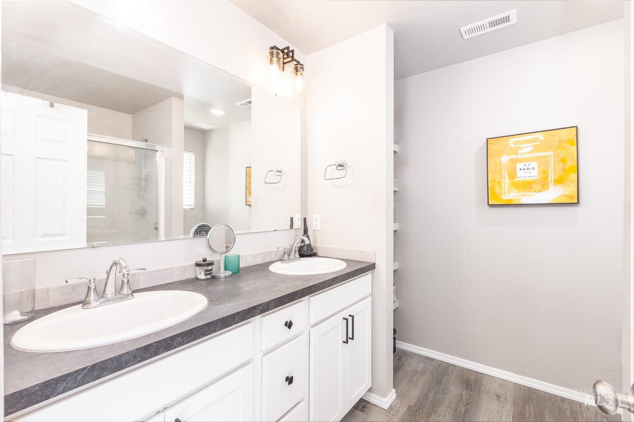 13546 Nisene DR, Caldwell, Idaho 83607, 4 Bedrooms, 2 Bathrooms, Residential For Sale, Price $399,000,MLS 98966607