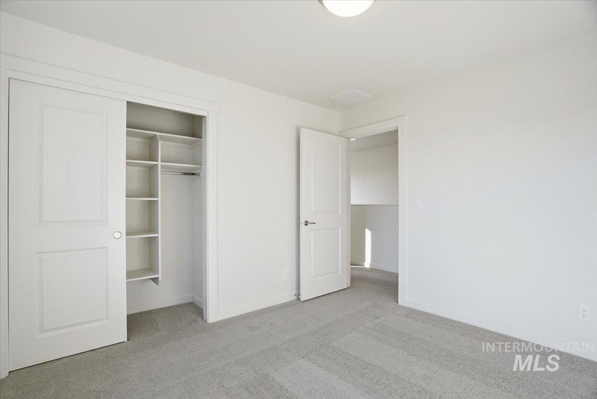 10264 Stony Oak Court, Nampa, Idaho 83687, 3 Bedrooms, 2.5 Bathrooms, Residential For Sale, Price $534,900,MLS 98966617