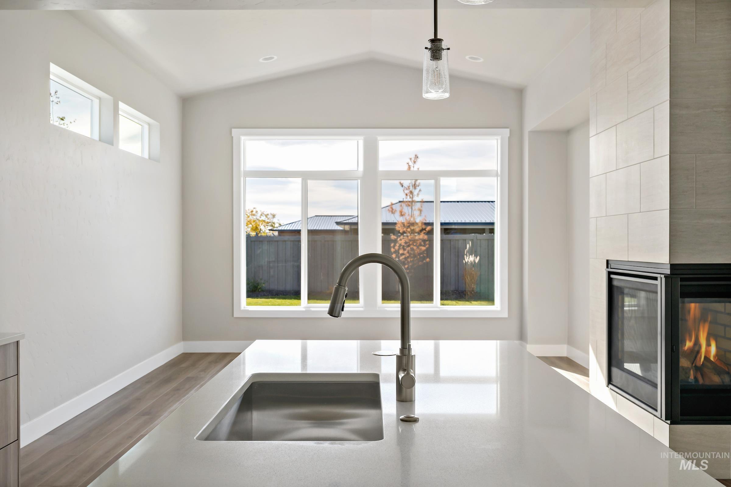 10395 Stony Oak Street, Nampa, Idaho 83687, 3 Bedrooms, 2.5 Bathrooms, Residential For Sale, Price $549,300,MLS 98966622