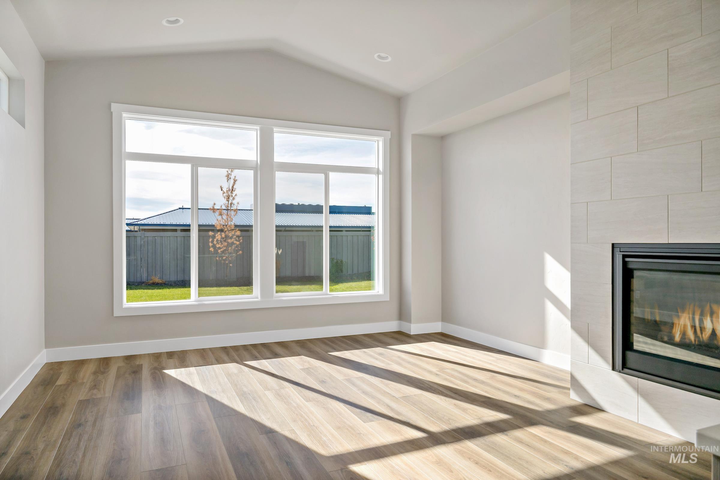 10395 Stony Oak Street, Nampa, Idaho 83687, 3 Bedrooms, 2.5 Bathrooms, Residential For Sale, Price $549,300,MLS 98966622