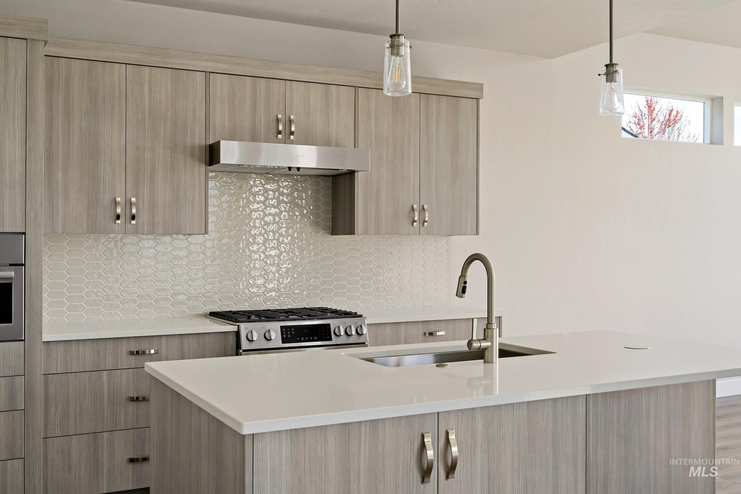 10395 Stony Oak Street, Nampa, Idaho 83687, 3 Bedrooms, 2.5 Bathrooms, Residential For Sale, Price $549,300,MLS 98966622