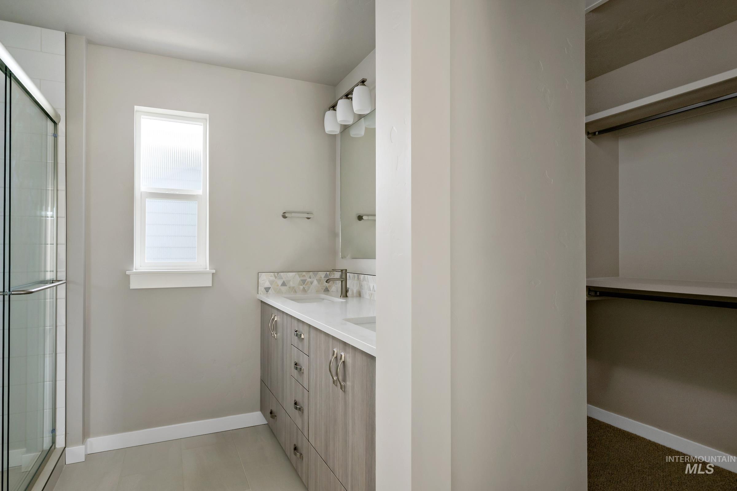 10395 Stony Oak Street, Nampa, Idaho 83687, 3 Bedrooms, 2.5 Bathrooms, Residential For Sale, Price $549,300,MLS 98966622