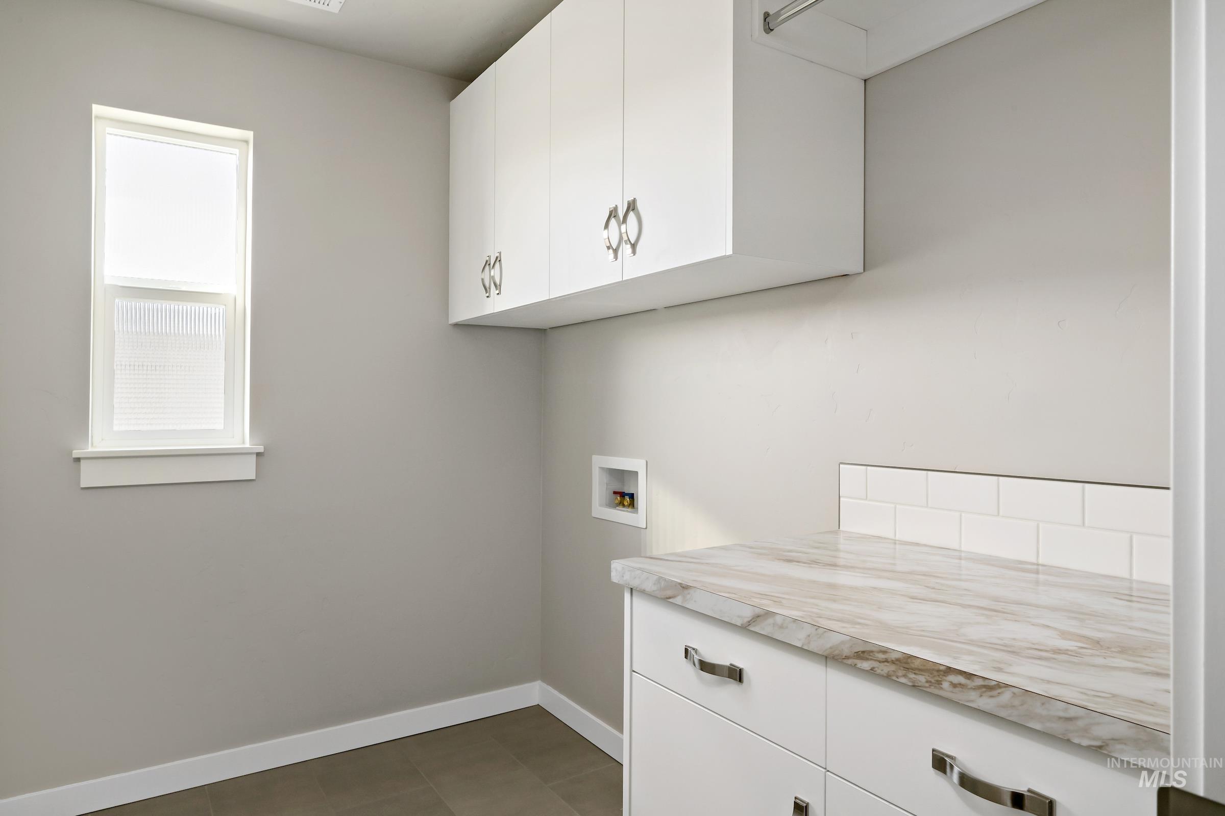 10395 Stony Oak Street, Nampa, Idaho 83687, 3 Bedrooms, 2.5 Bathrooms, Residential For Sale, Price $549,300,MLS 98966622