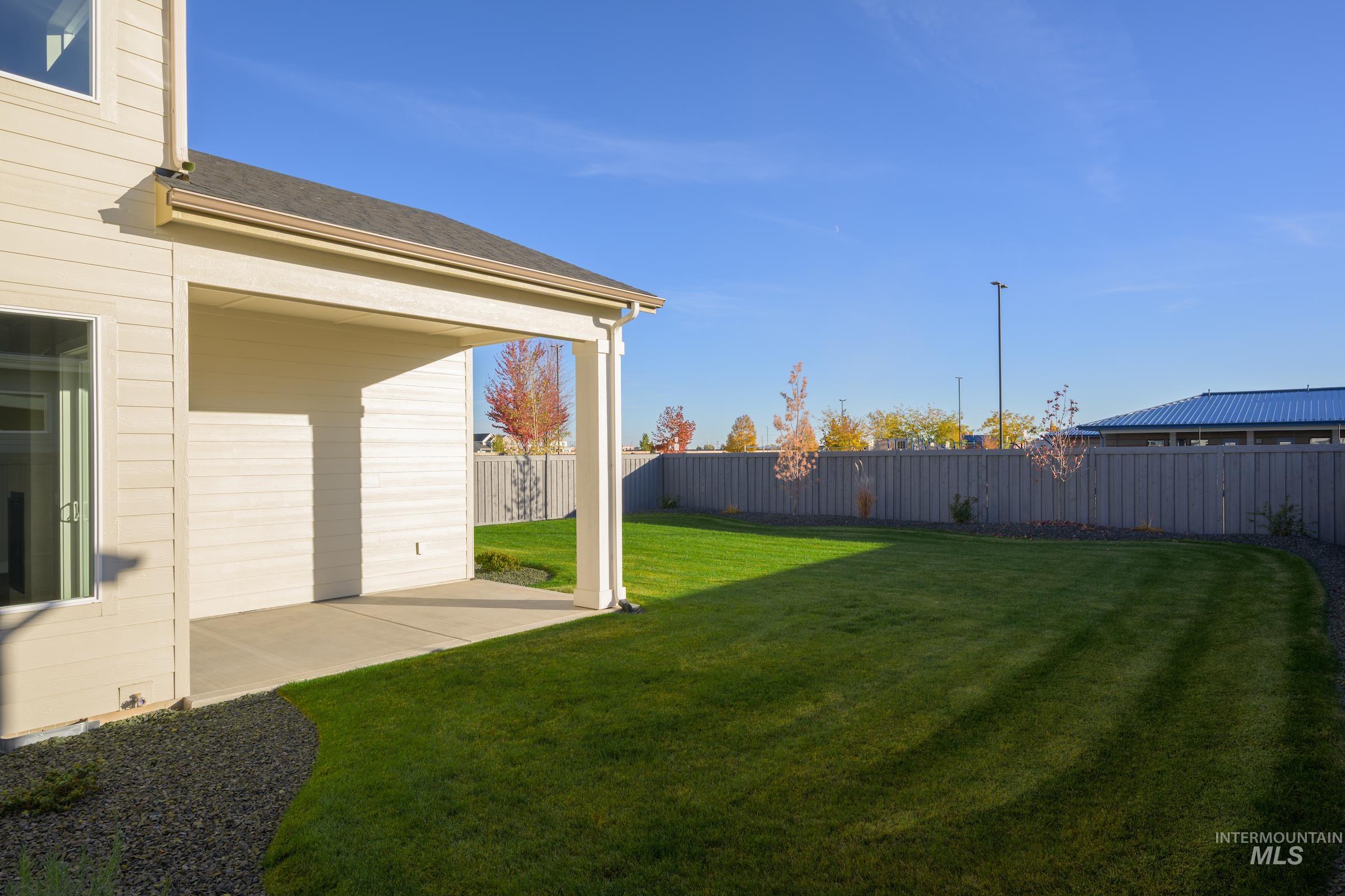 10395 Stony Oak Street, Nampa, Idaho 83687, 3 Bedrooms, 2.5 Bathrooms, Residential For Sale, Price $549,300,MLS 98966622