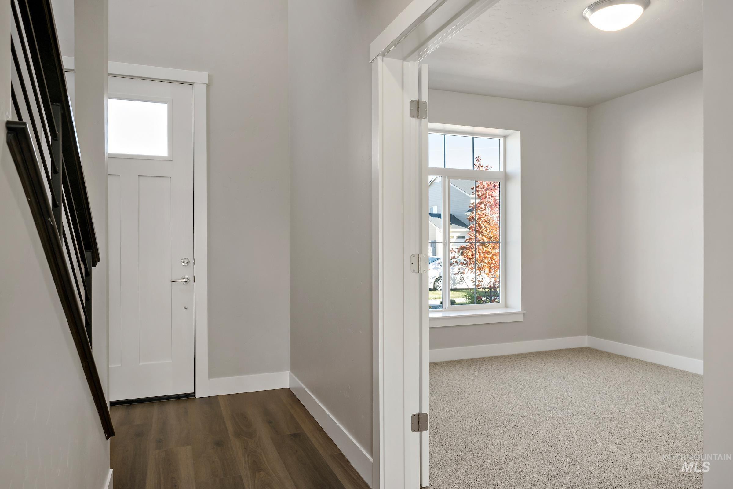 10395 Stony Oak Street, Nampa, Idaho 83687, 3 Bedrooms, 2.5 Bathrooms, Residential For Sale, Price $549,300,MLS 98966622