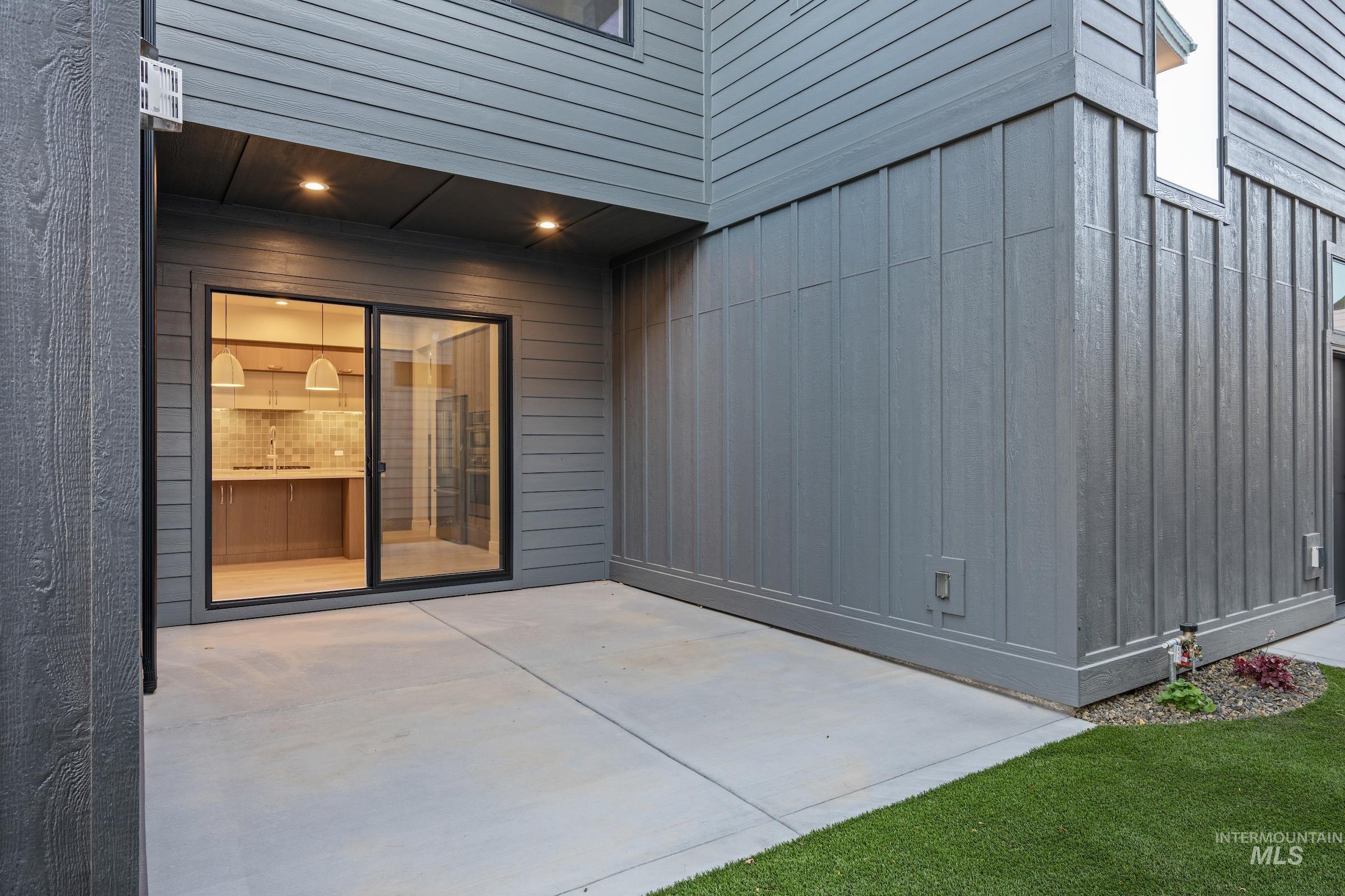 3382 W Neville Ranch Dr., Boise, Idaho 83714, 3 Bedrooms, 2.5 Bathrooms, Residential For Sale, Price $824,900,MLS 98966624