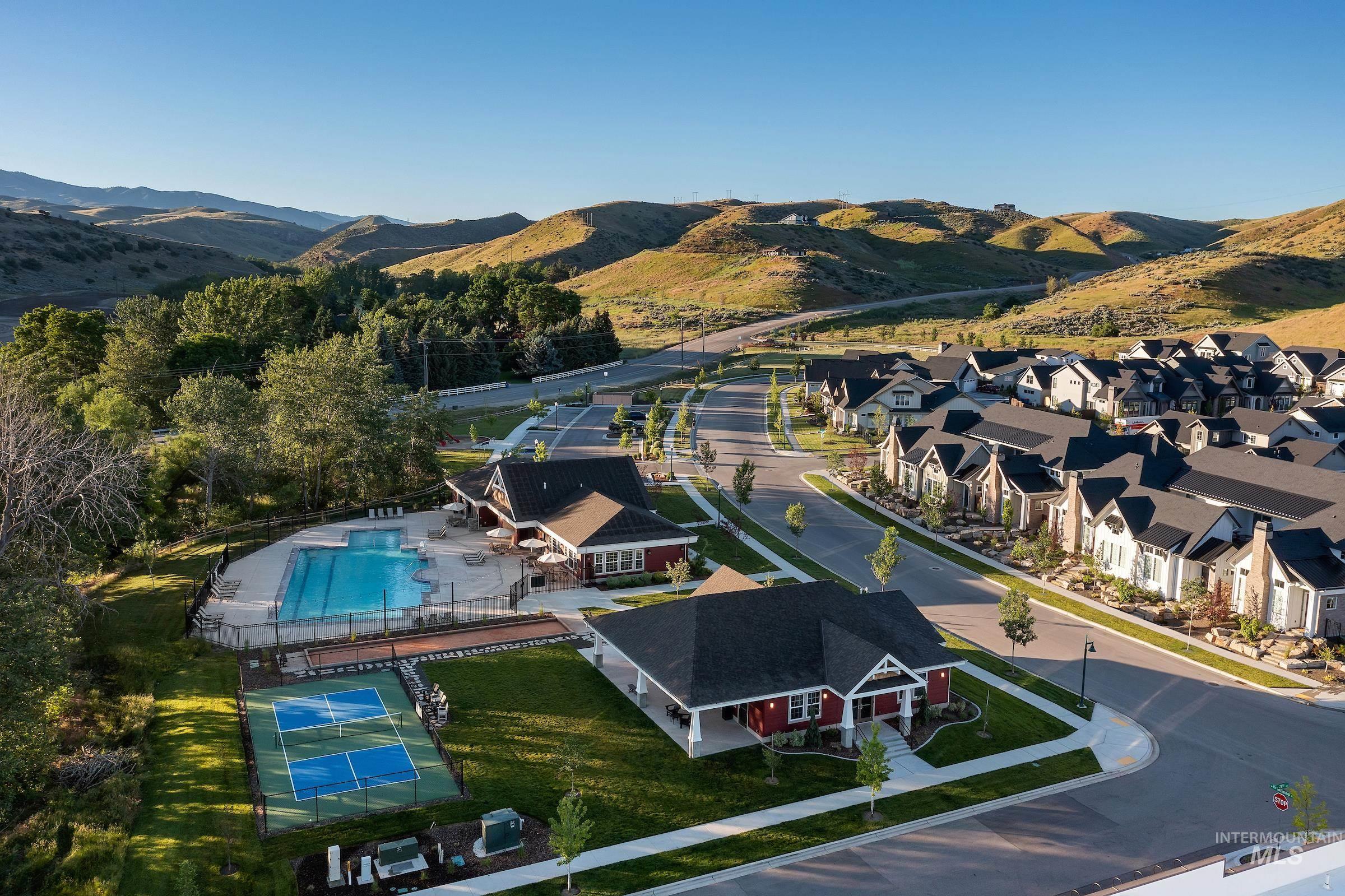 11717 N Rabbitbrush Way, Boise, Idaho 83714, 4 Bedrooms, 2.5 Bathrooms, Residential For Sale, Price $774,900, 98966630