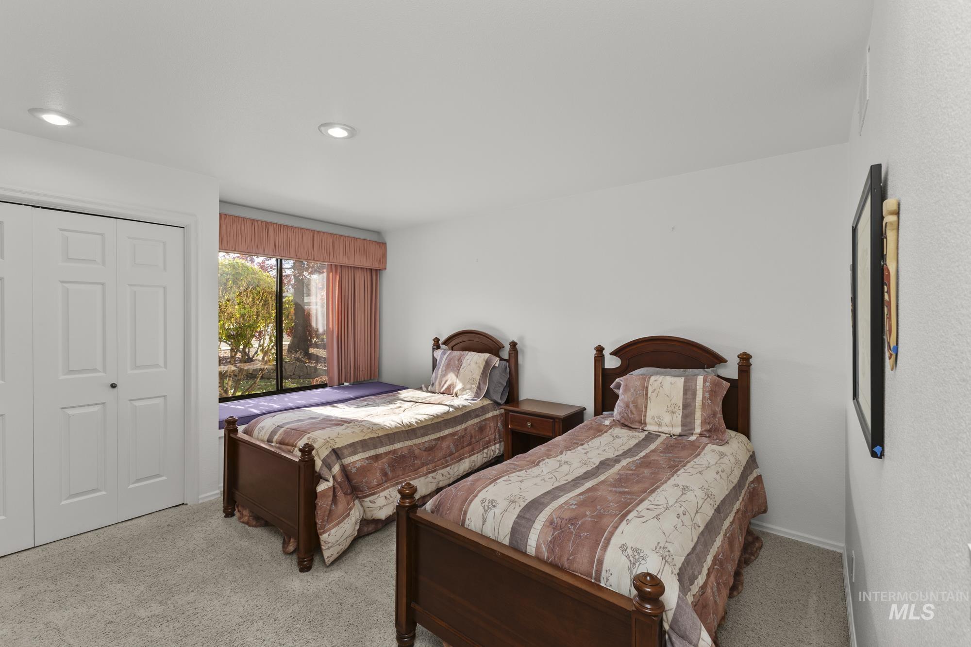 8550 W. Brookview Drive, Boise, Idaho 83709, 4 Bedrooms, 3 Bathrooms, Residential For Sale, Price $749,900,MLS 98966631