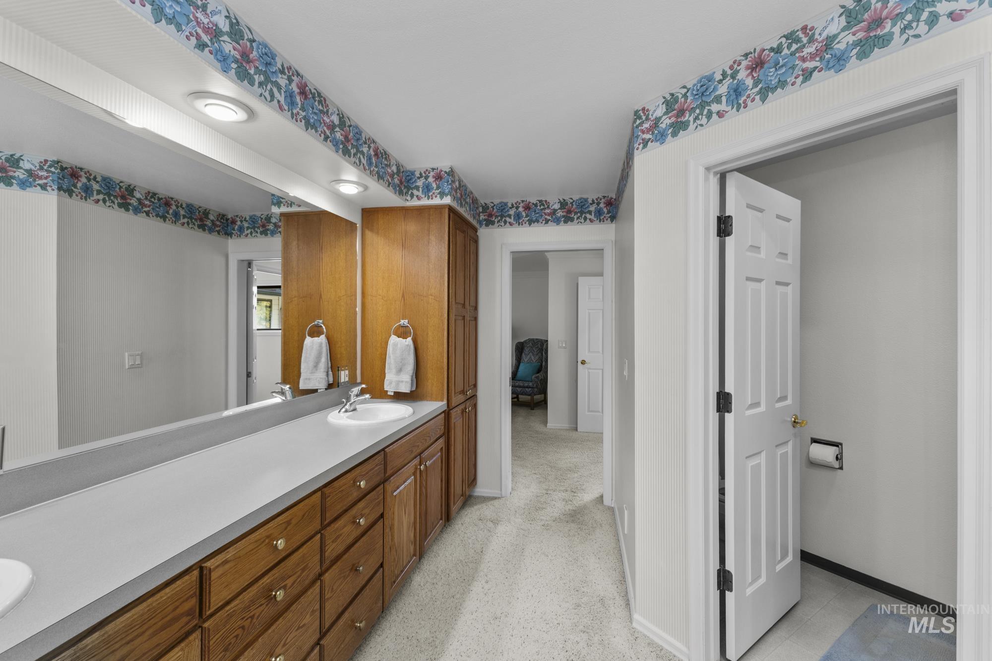 8550 W. Brookview Drive, Boise, Idaho 83709, 4 Bedrooms, 3 Bathrooms, Residential For Sale, Price $749,900,MLS 98966631