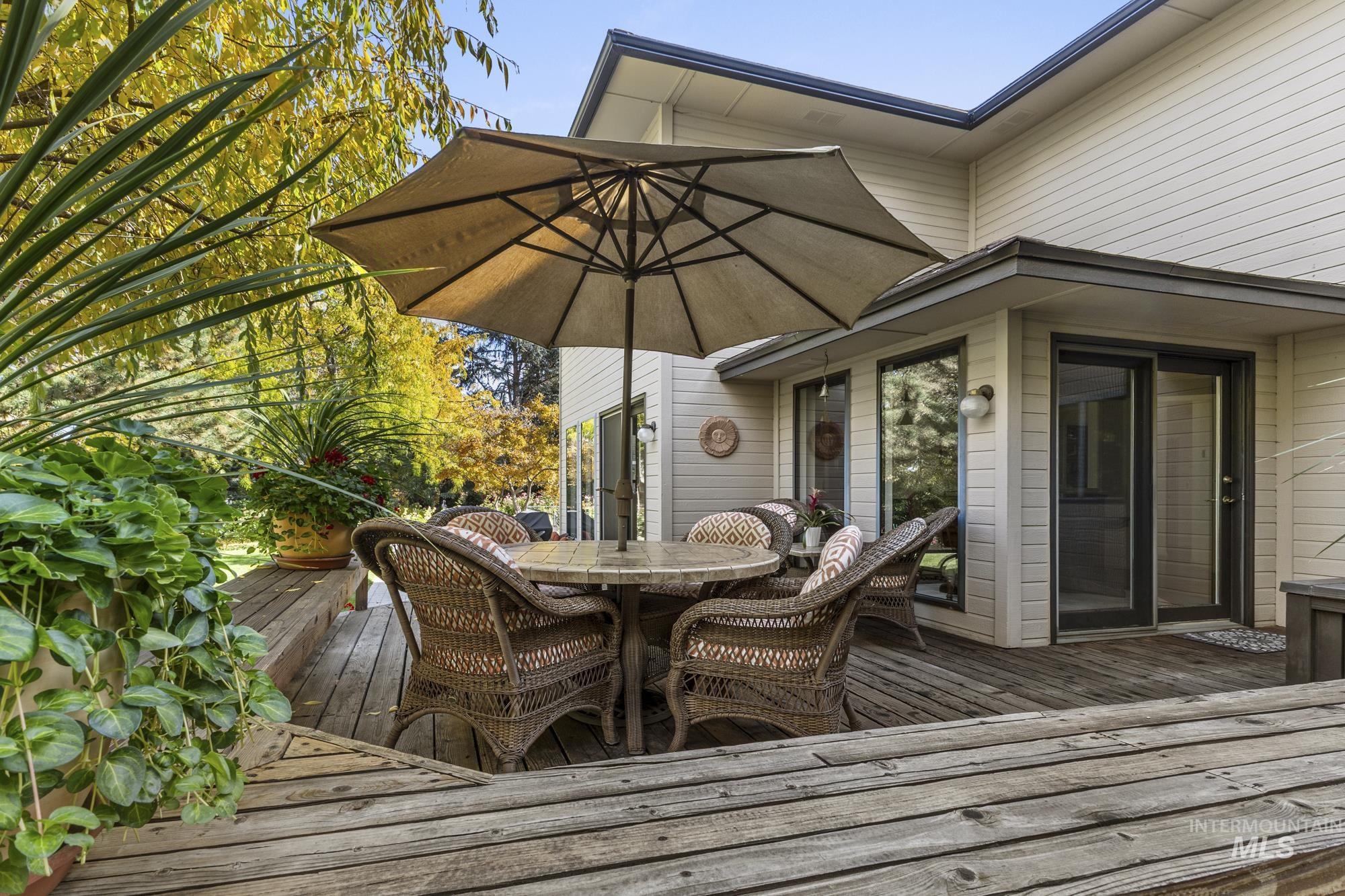 8550 W. Brookview Drive, Boise, Idaho 83709, 4 Bedrooms, 3 Bathrooms, Residential For Sale, Price $749,900,MLS 98966631