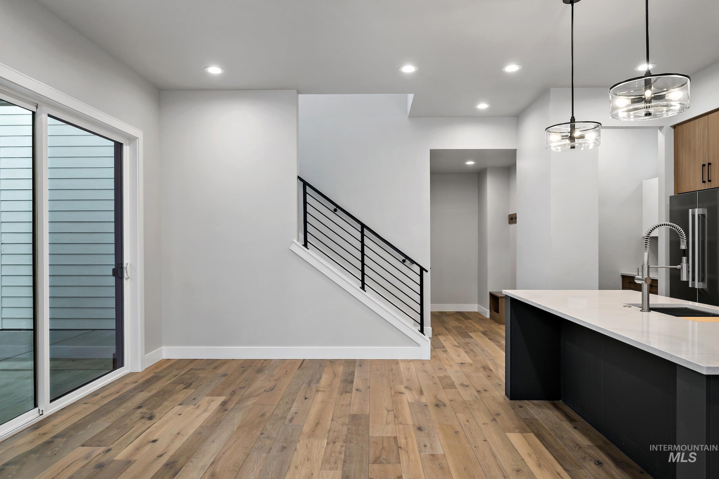 11725 N Rabbitbrush Way, Boise, Idaho 83714, 3 Bedrooms, 2.5 Bathrooms, Residential For Sale, Price $749,900,MLS 98966633