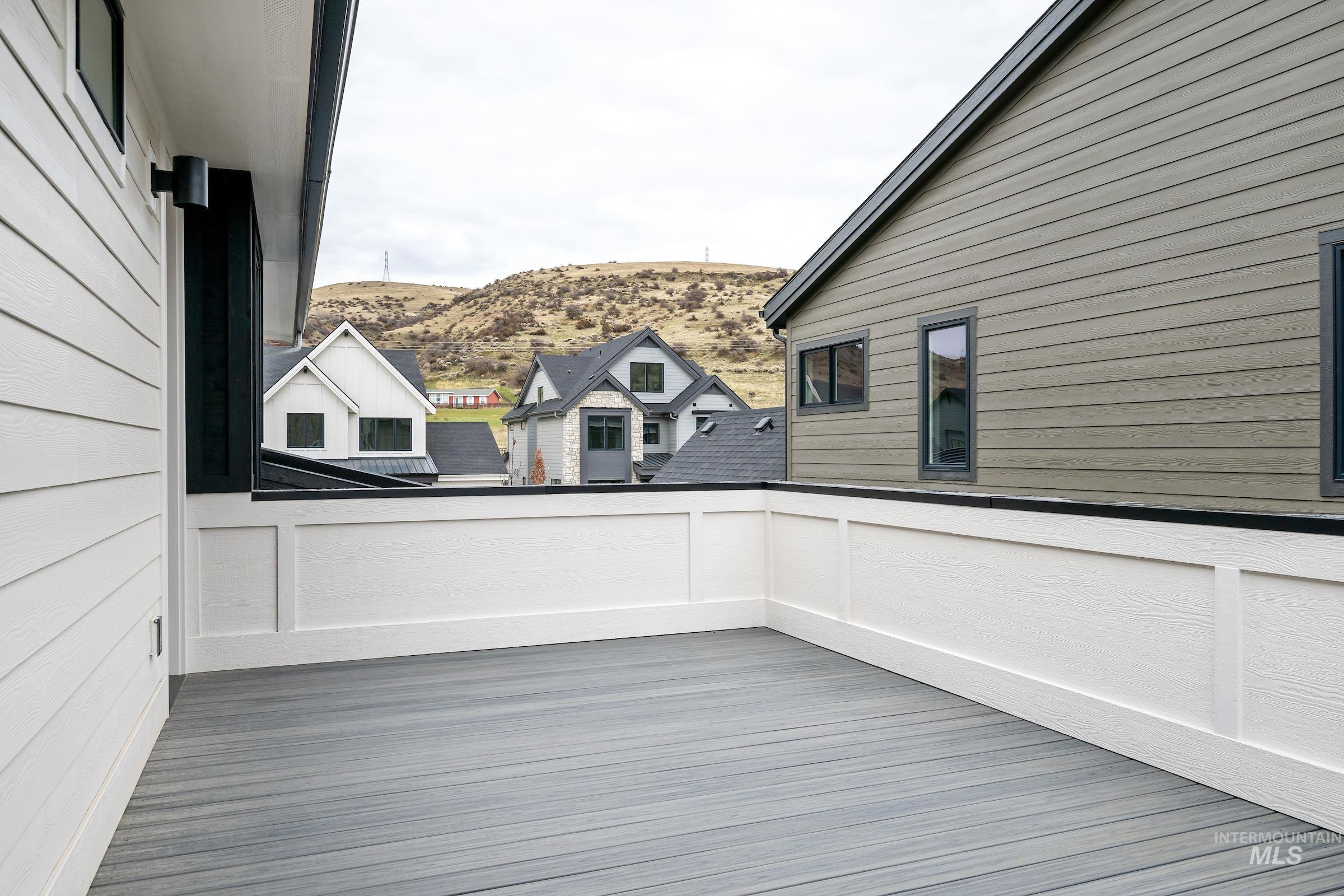 11725 N Rabbitbrush Way, Boise, Idaho 83714, 3 Bedrooms, 2.5 Bathrooms, Residential For Sale, Price $749,900,MLS 98966633