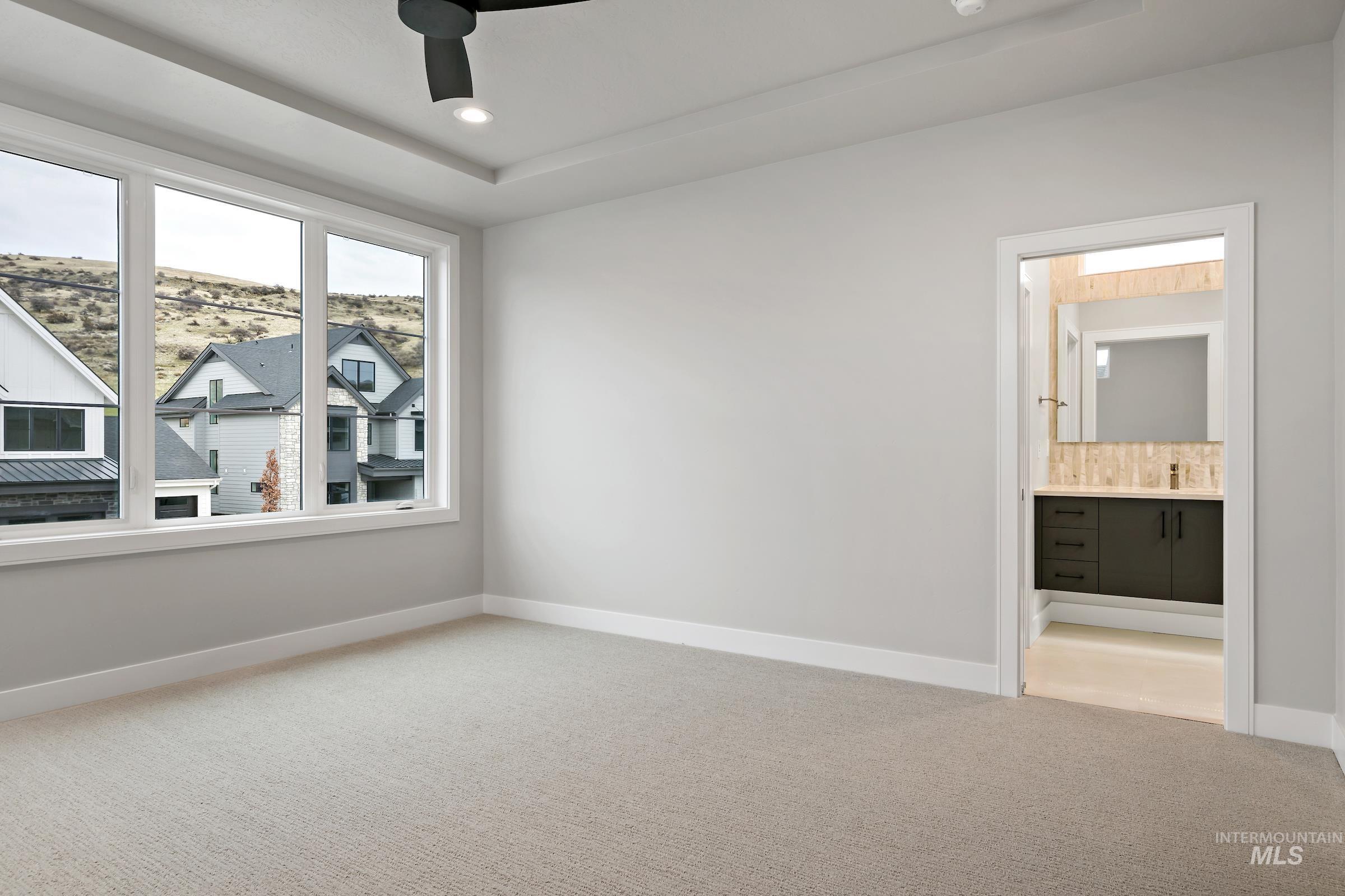 11725 N Rabbitbrush Way, Boise, Idaho 83714, 3 Bedrooms, 2.5 Bathrooms, Residential For Sale, Price $749,900,MLS 98966633