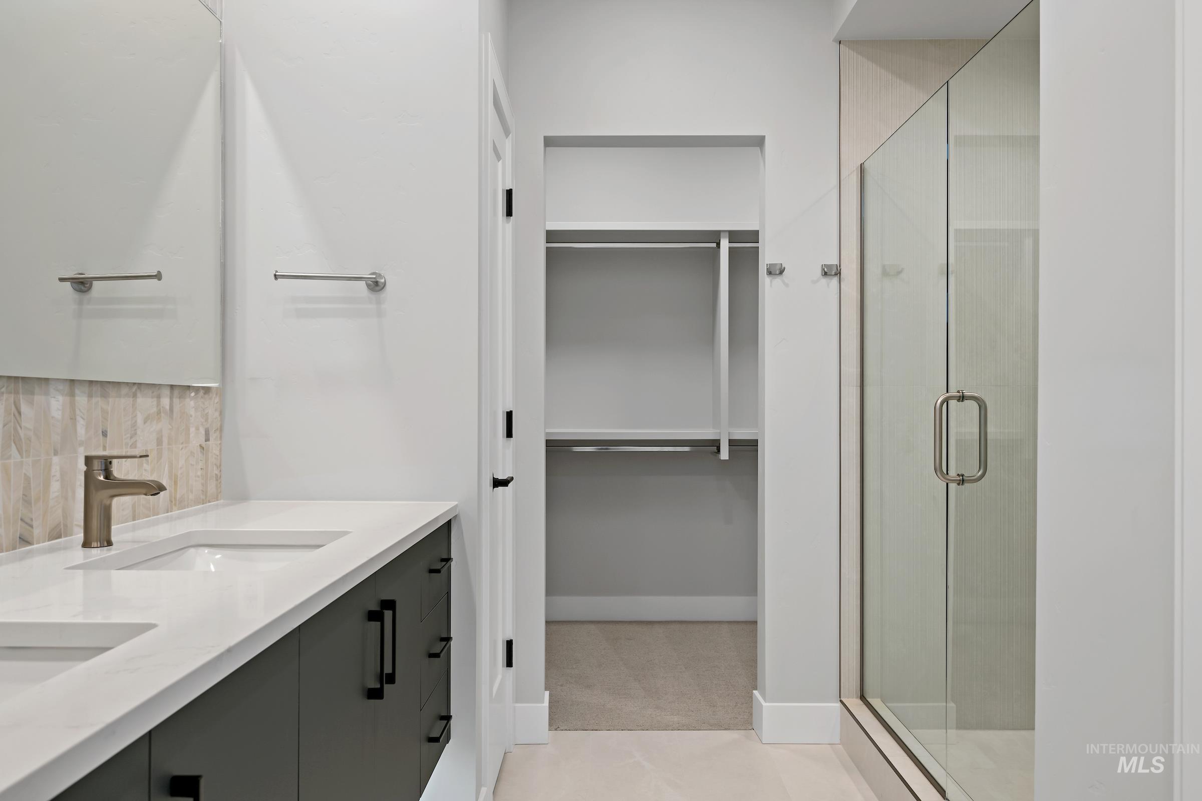 11725 N Rabbitbrush Way, Boise, Idaho 83714, 3 Bedrooms, 2.5 Bathrooms, Residential For Sale, Price $749,900,MLS 98966633