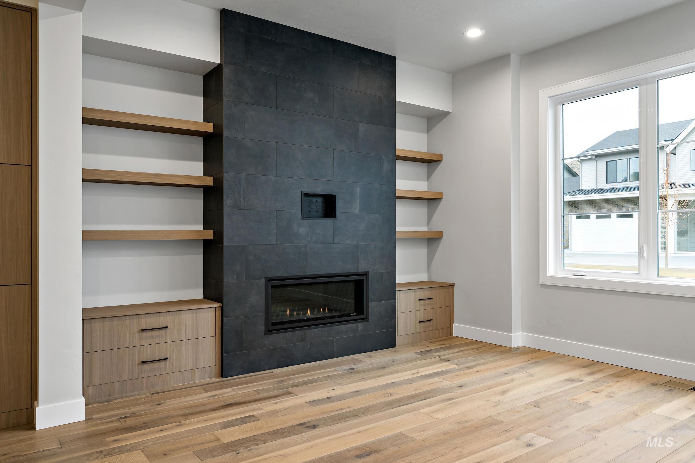 11725 N Rabbitbrush Way, Boise, Idaho 83714, 3 Bedrooms, 2.5 Bathrooms, Residential For Sale, Price $749,900,MLS 98966633