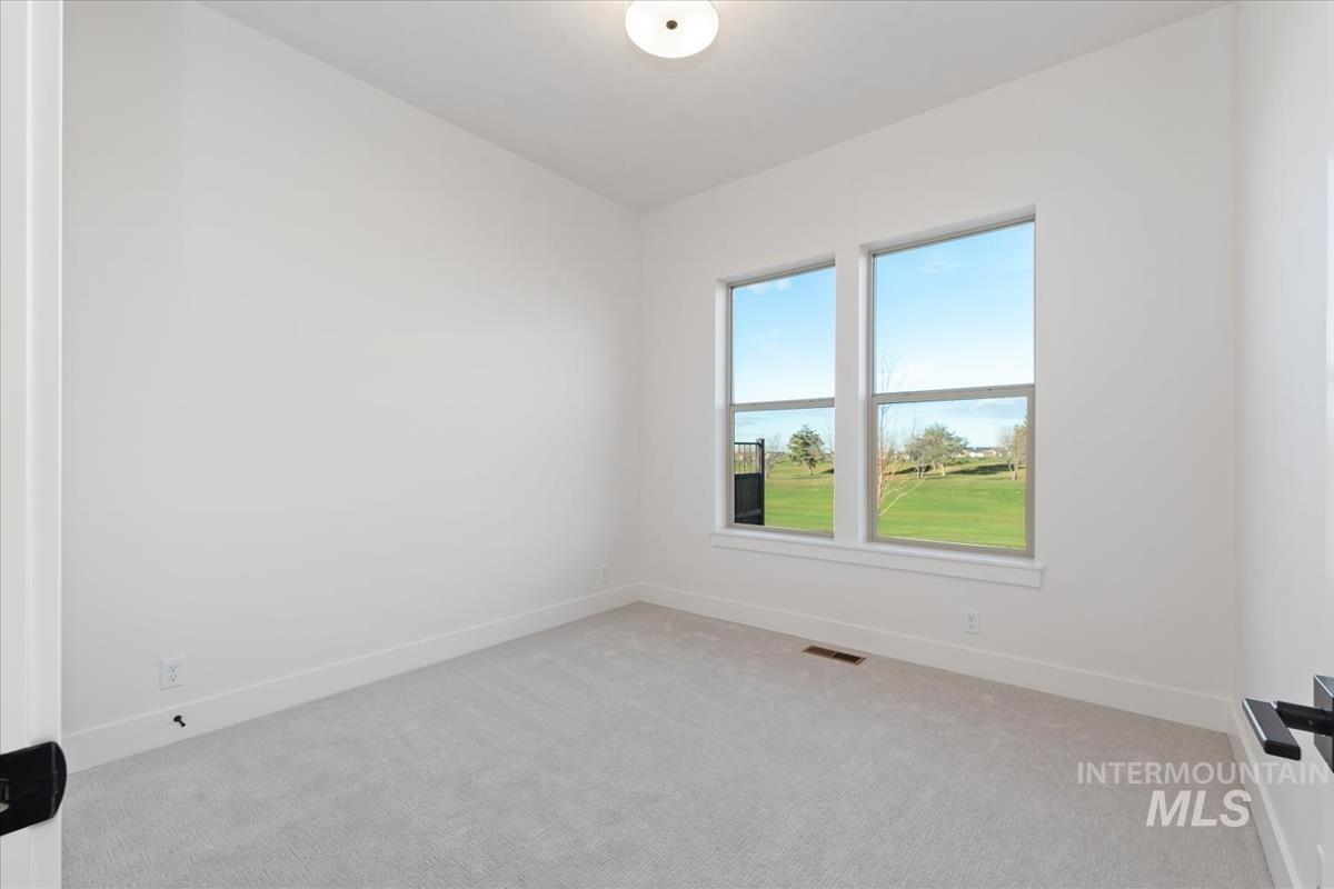 11281 S Corballis Ln, Kuna, Idaho 83634, 3 Bedrooms, 3 Bathrooms, Residential For Sale, Price $599,880,MLS 98966637