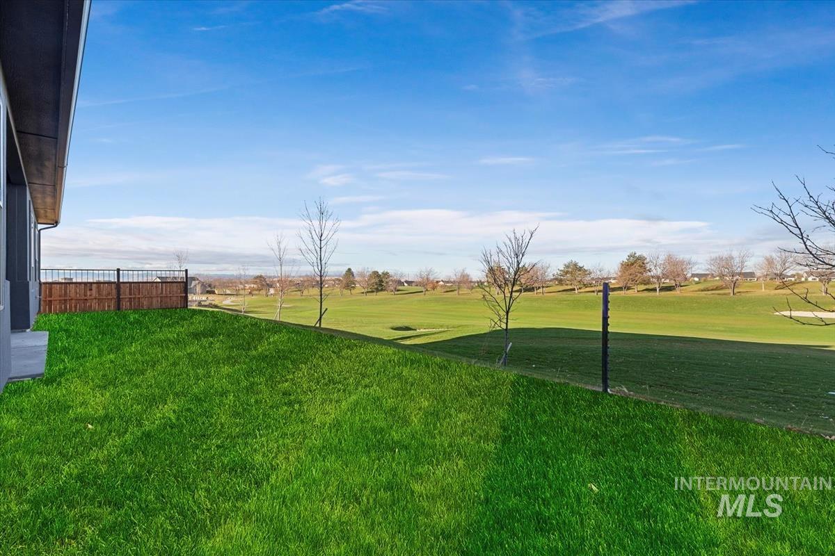 11281 S Corballis Ln, Kuna, Idaho 83634, 3 Bedrooms, 3 Bathrooms, Residential For Sale, Price $599,880,MLS 98966637